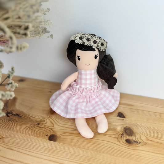 Chloé, la poupée décorative