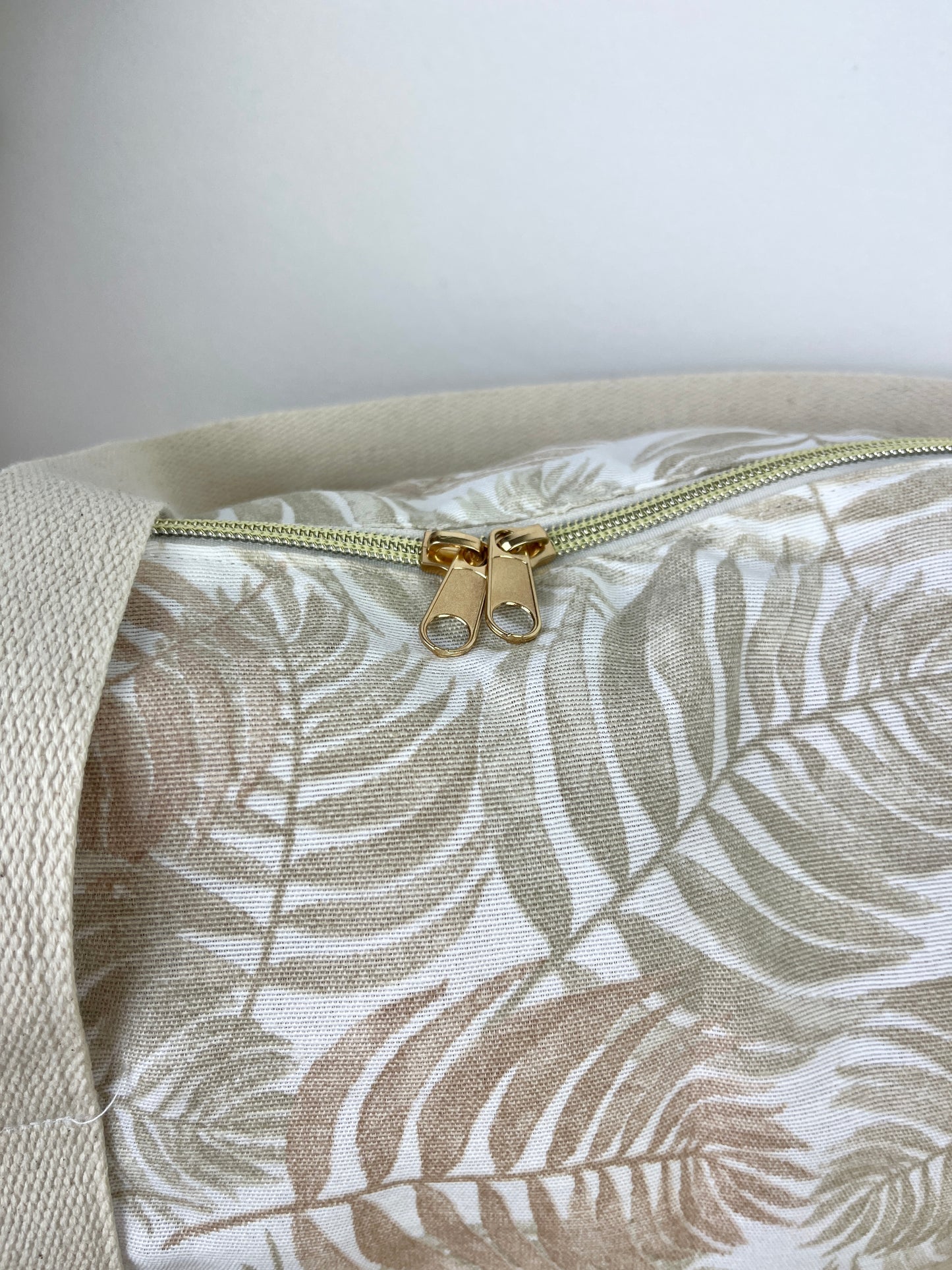 Hélène the soft beige foliage diaper bag