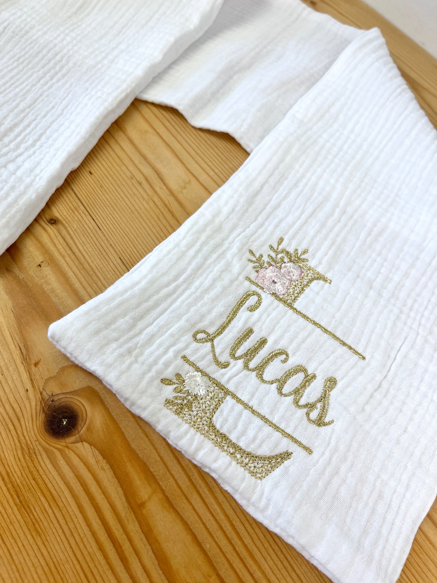 L'écharpe de baptême modèle Lucas