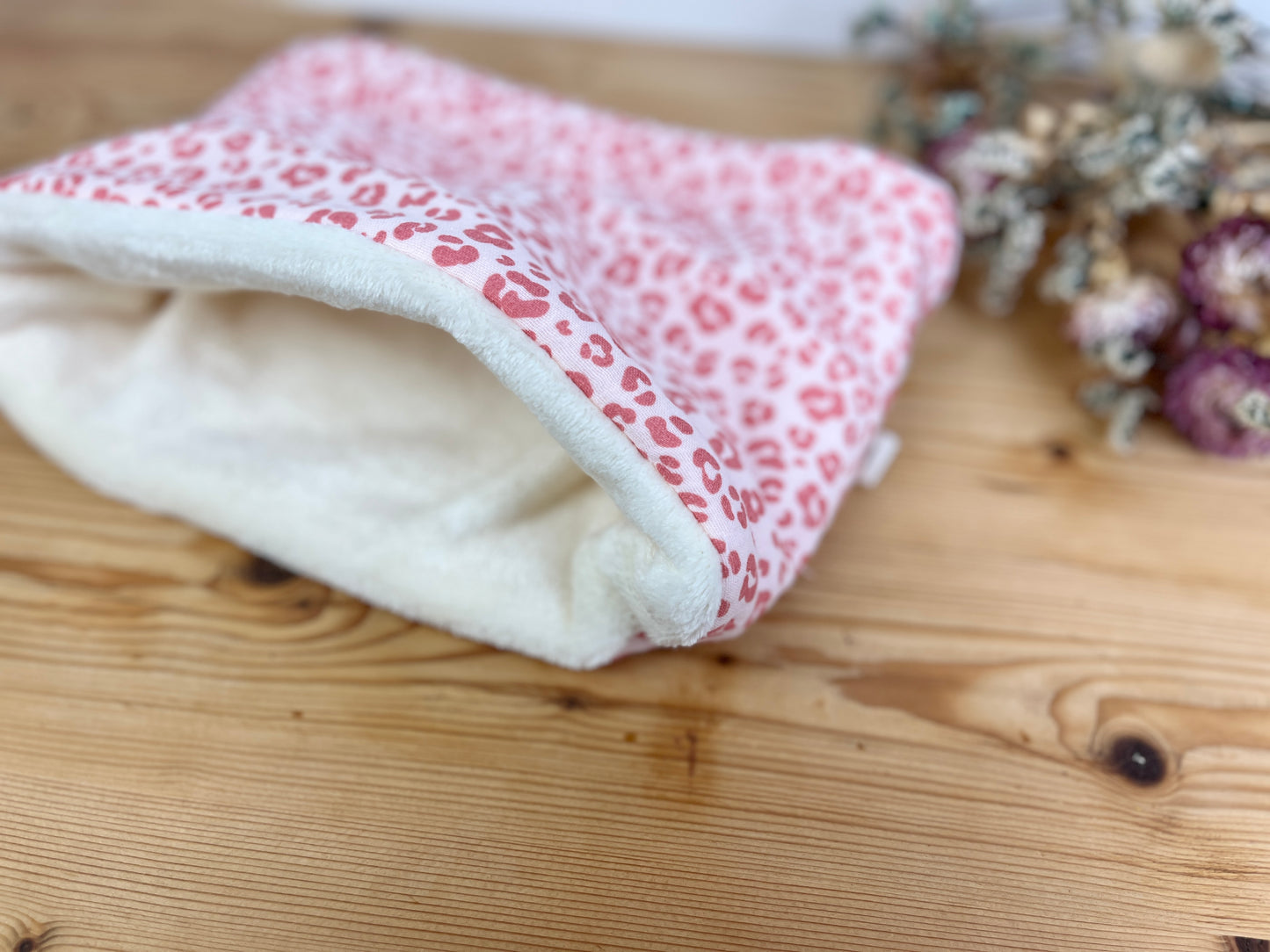 Pink leopard print gauze neck warmer
