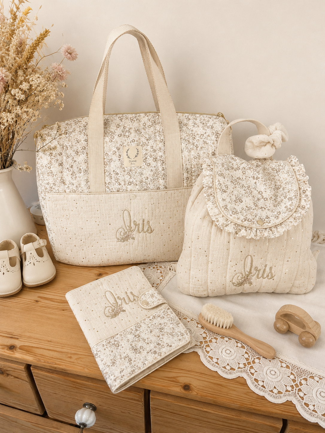 Eglantine set: diaper bag, notebook cover and backpack 