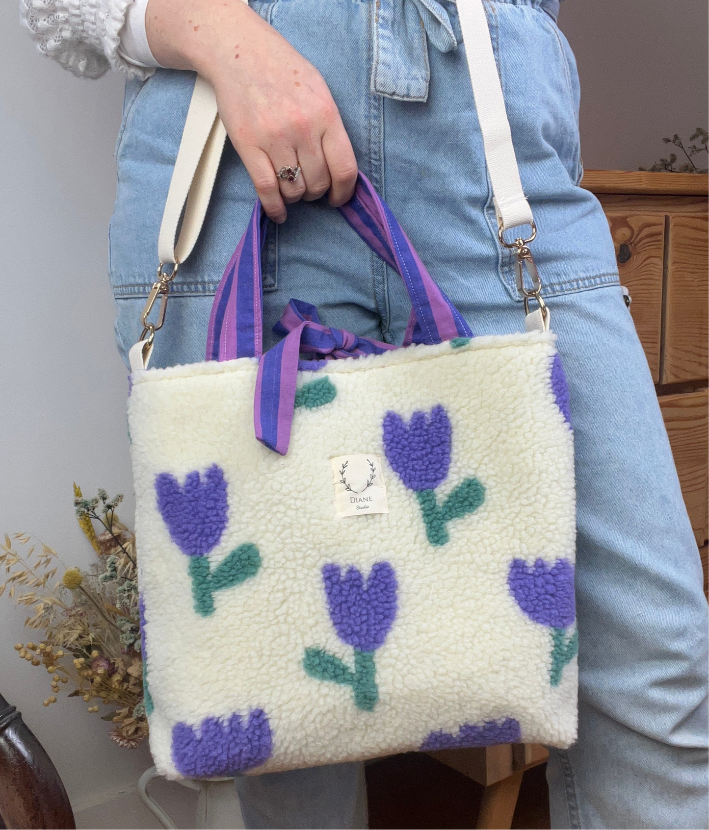 The Félicie bag is 100% customizable