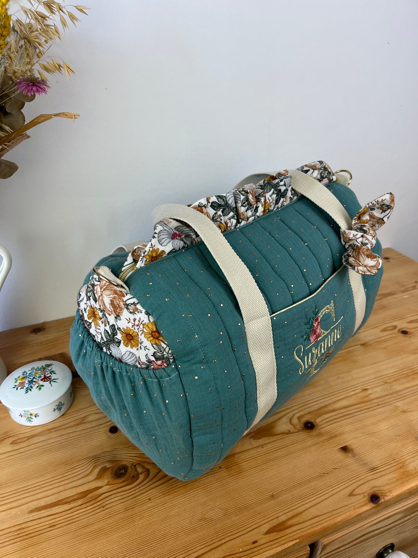 Louison the children's duffel bag with initial lace