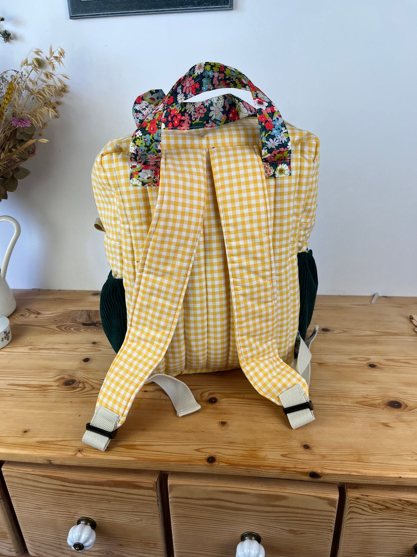 Set: Jeanne clutch and knot scrunchie