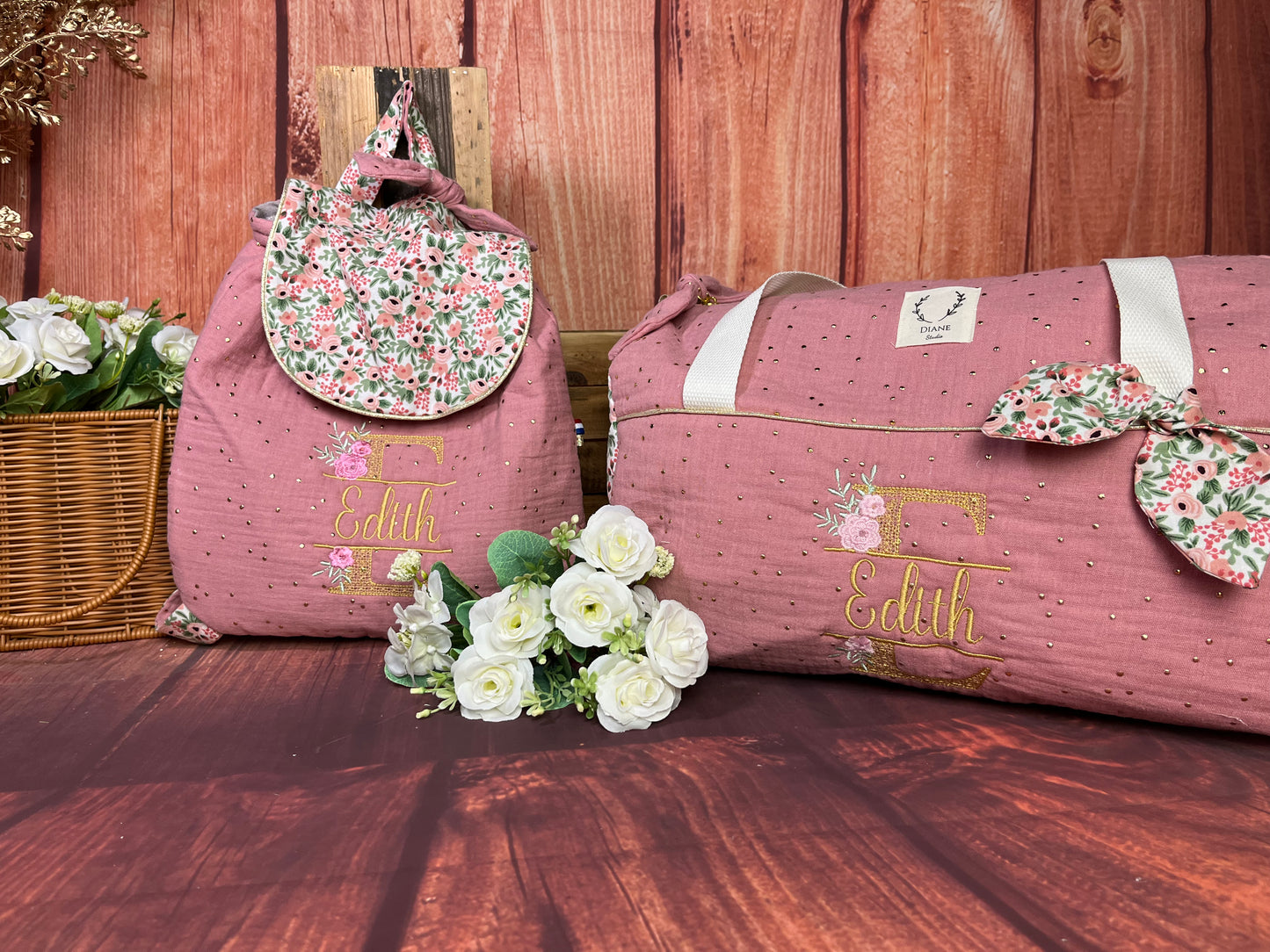 Set: Eglantine duffel bag and backpack with initial lace