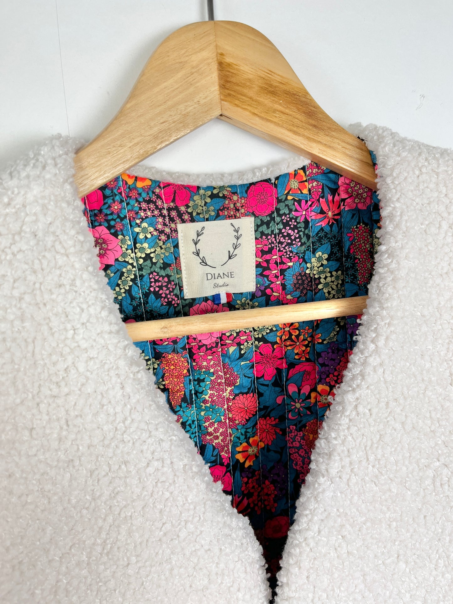 The Albane adult vest is 100% customizable
