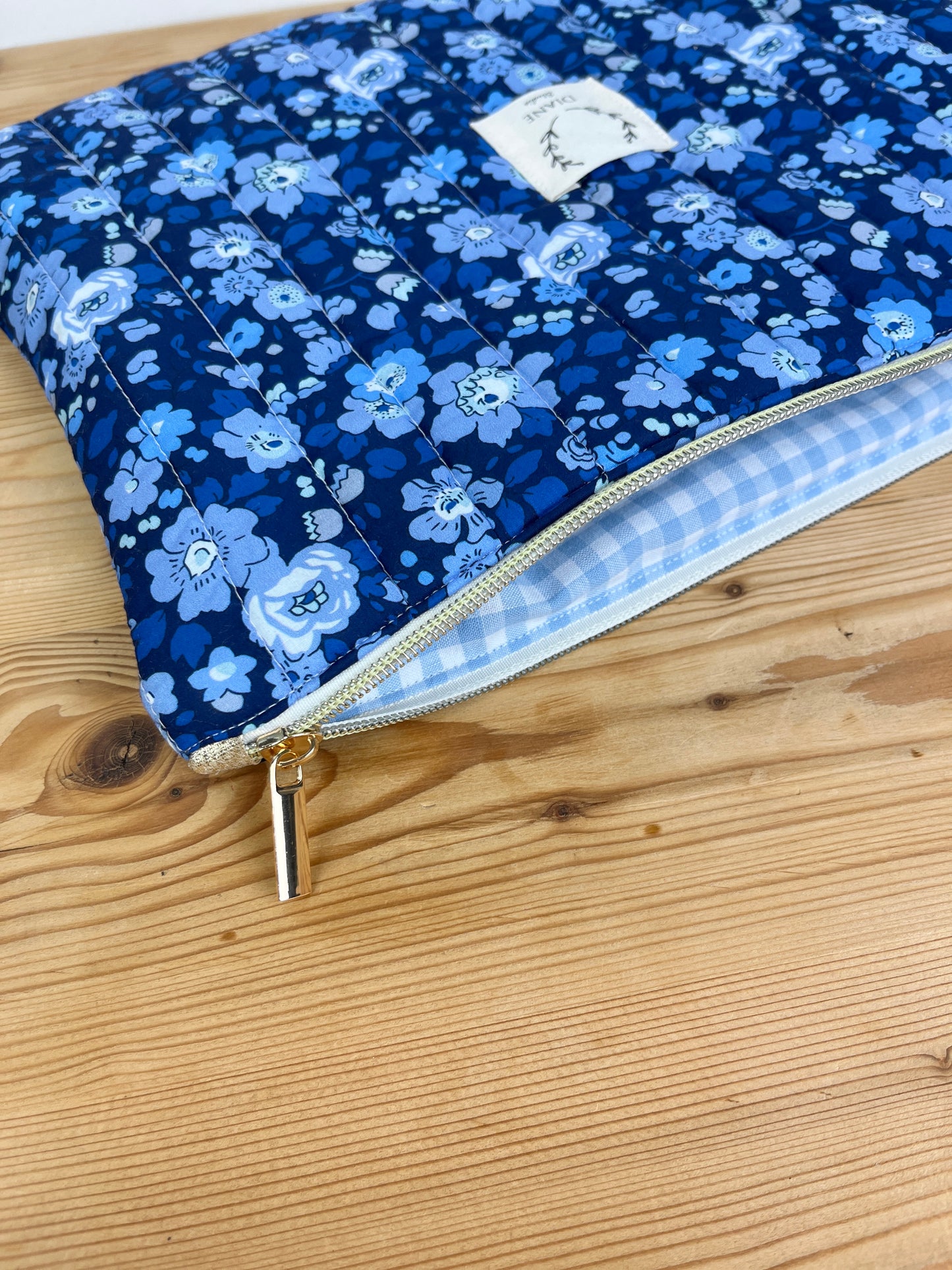 Babette, the 100% customizable flat pouch