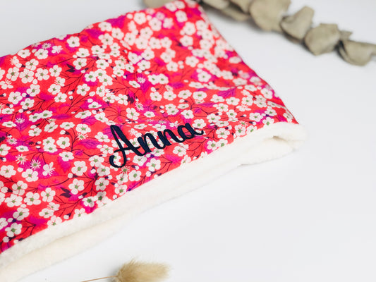Customizable cuddly fabric neck warmer