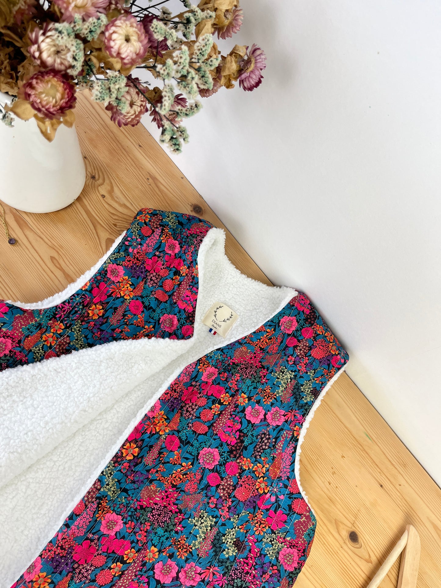 The Albane adult vest is 100% customizable