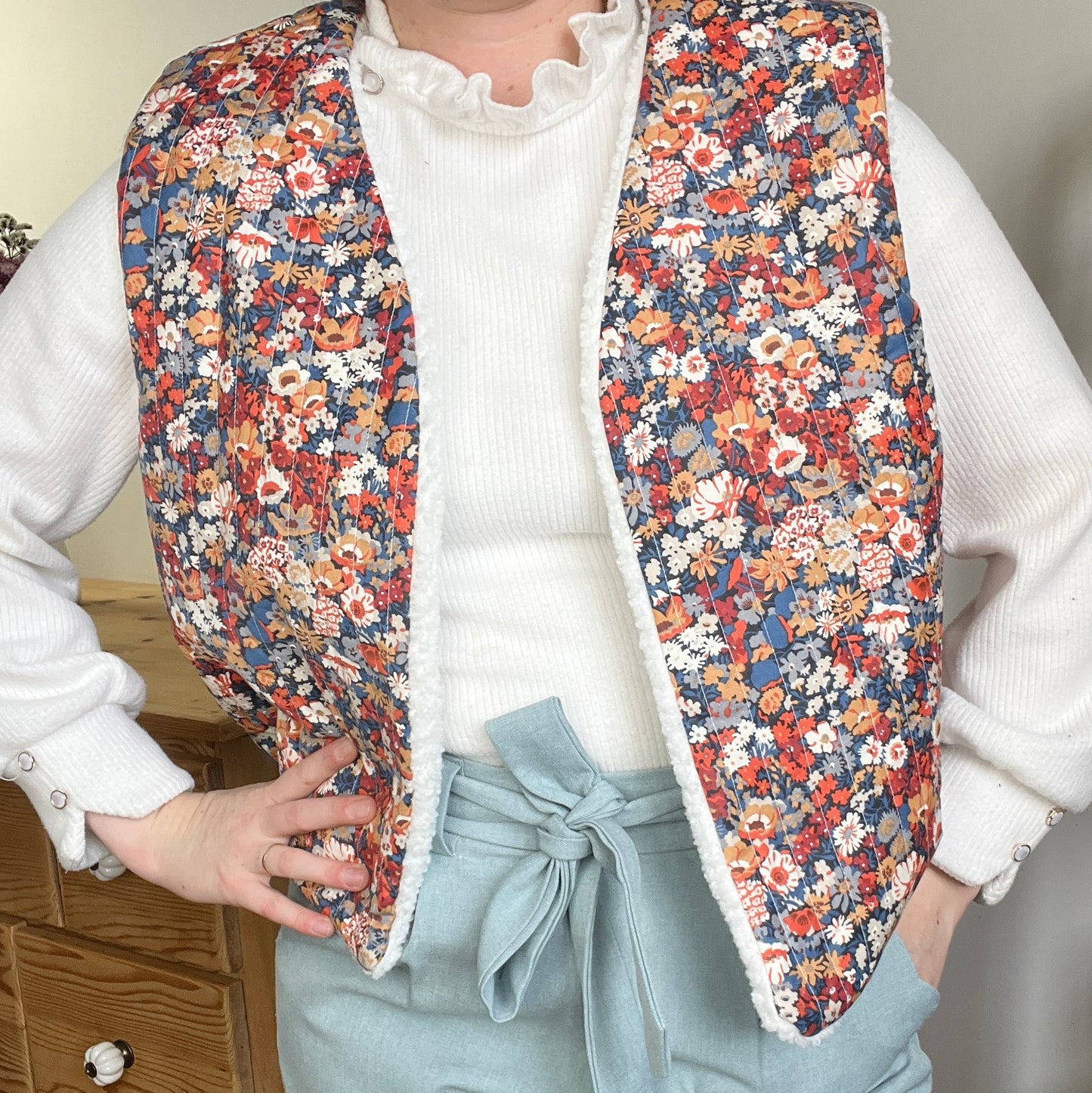 The Albane adult vest is 100% customizable
