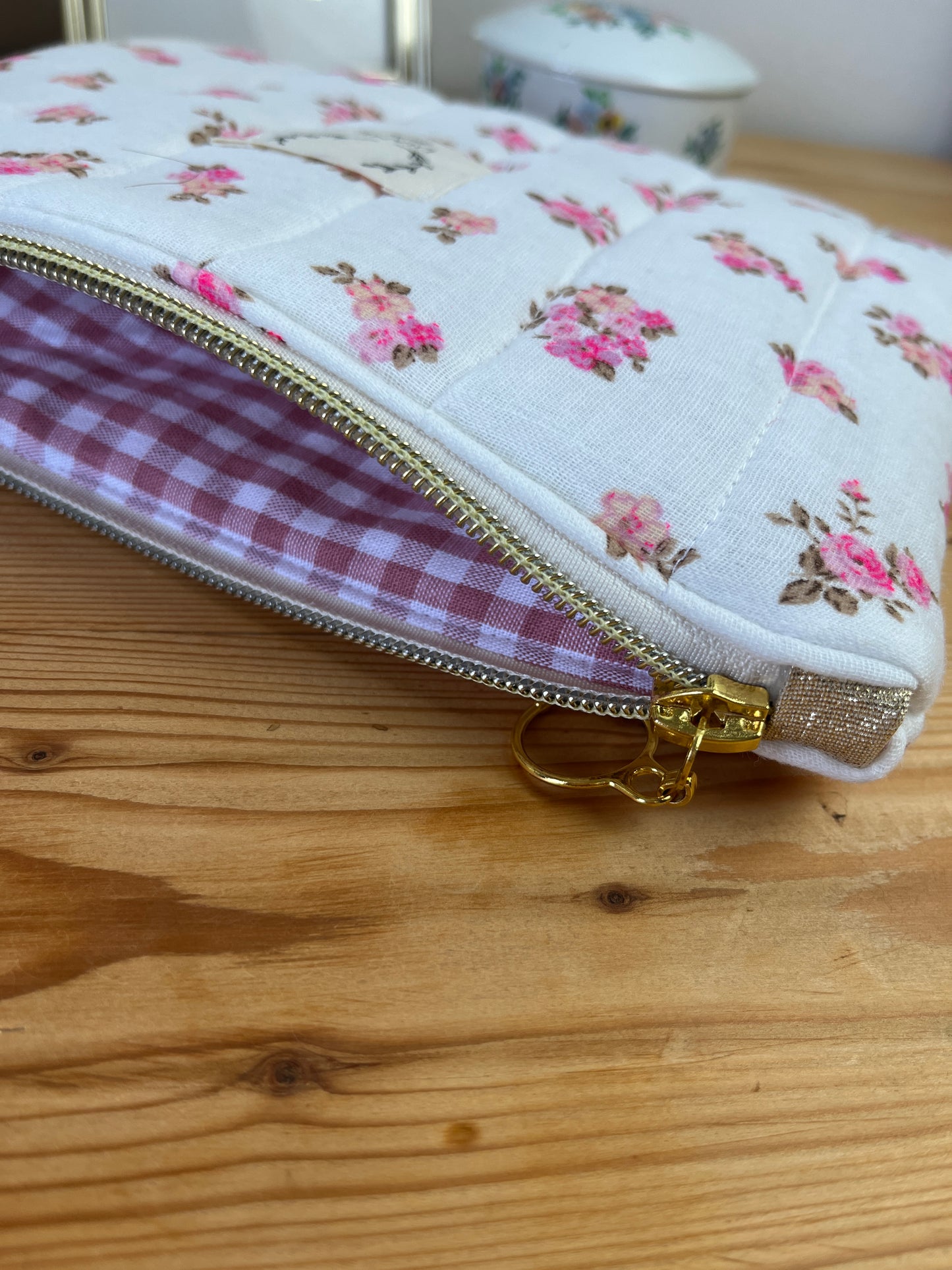 Babette the flat gold jacquard clutch