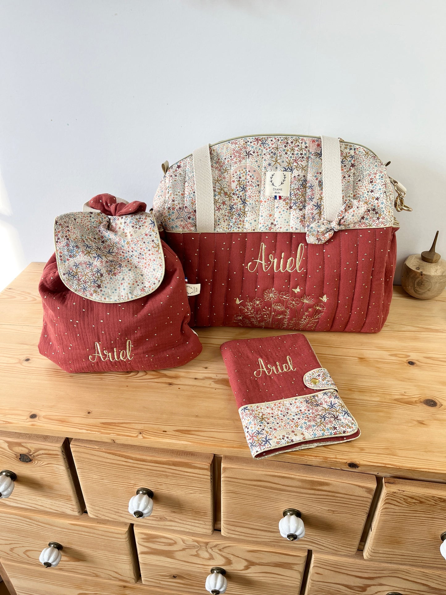 Eglantine set: diaper bag, notebook cover and backpack 