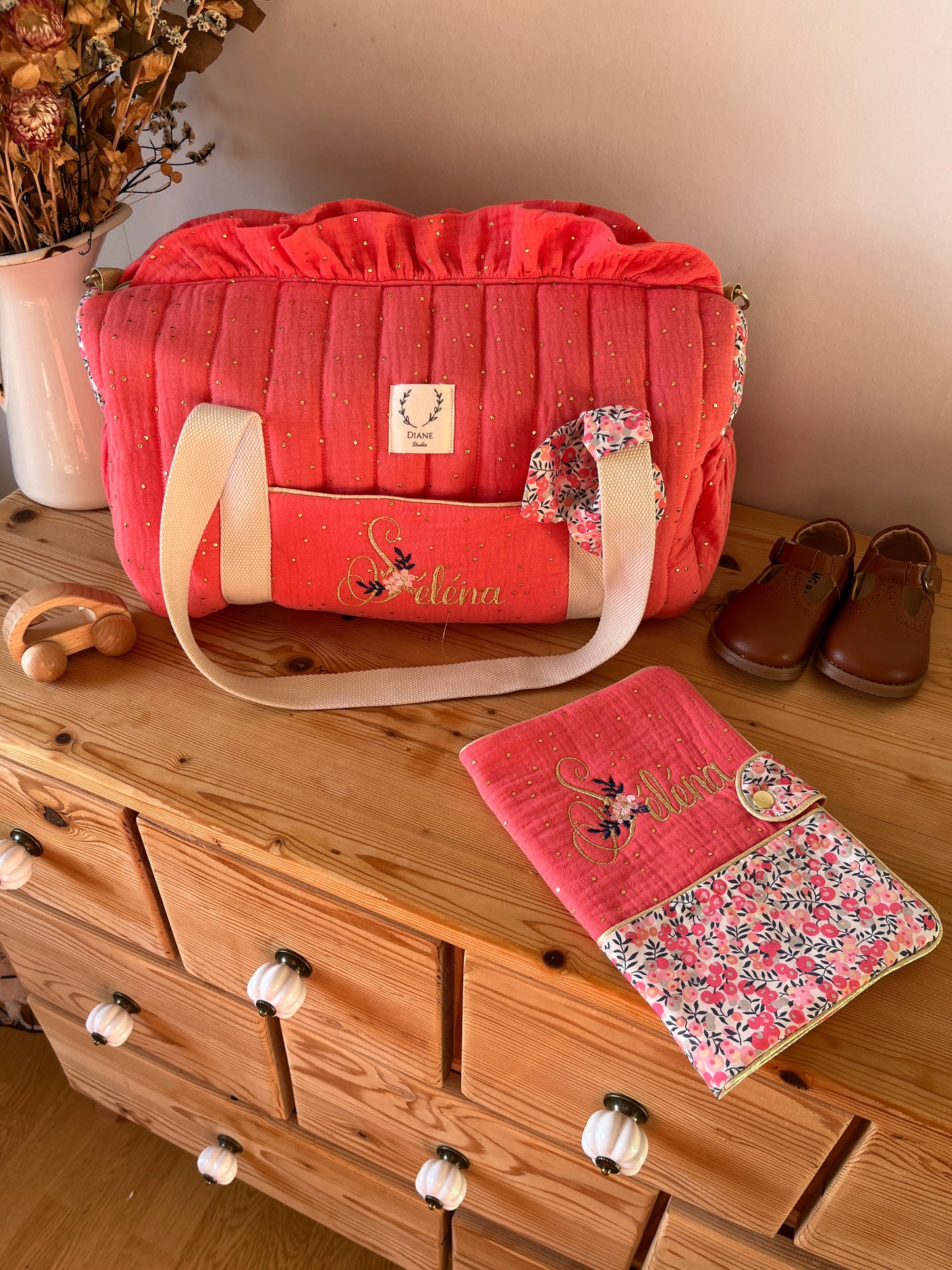 Set: duffel bag and notebook cover, 100% customizable