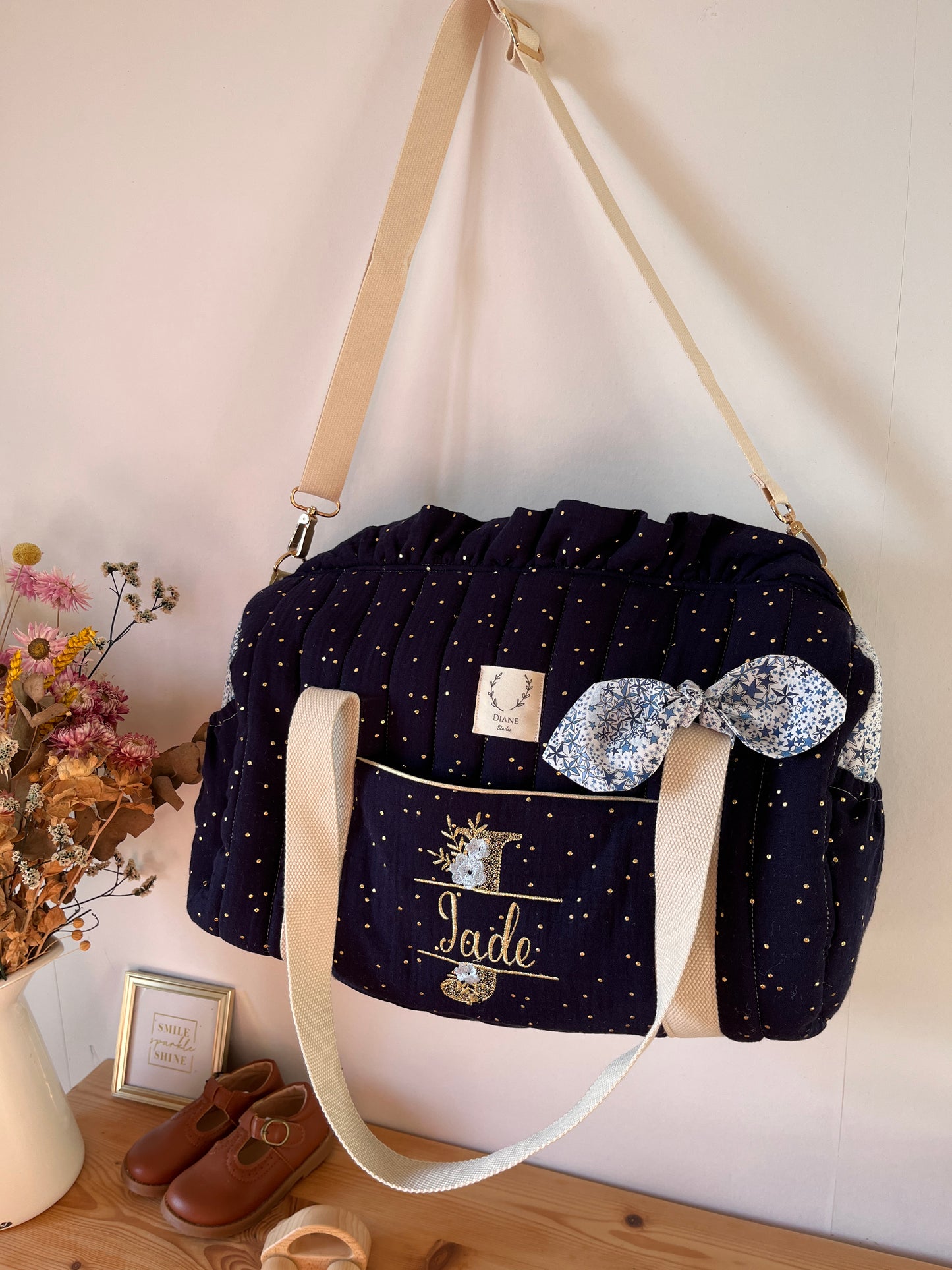 Louison the children's duffel bag with initial lace