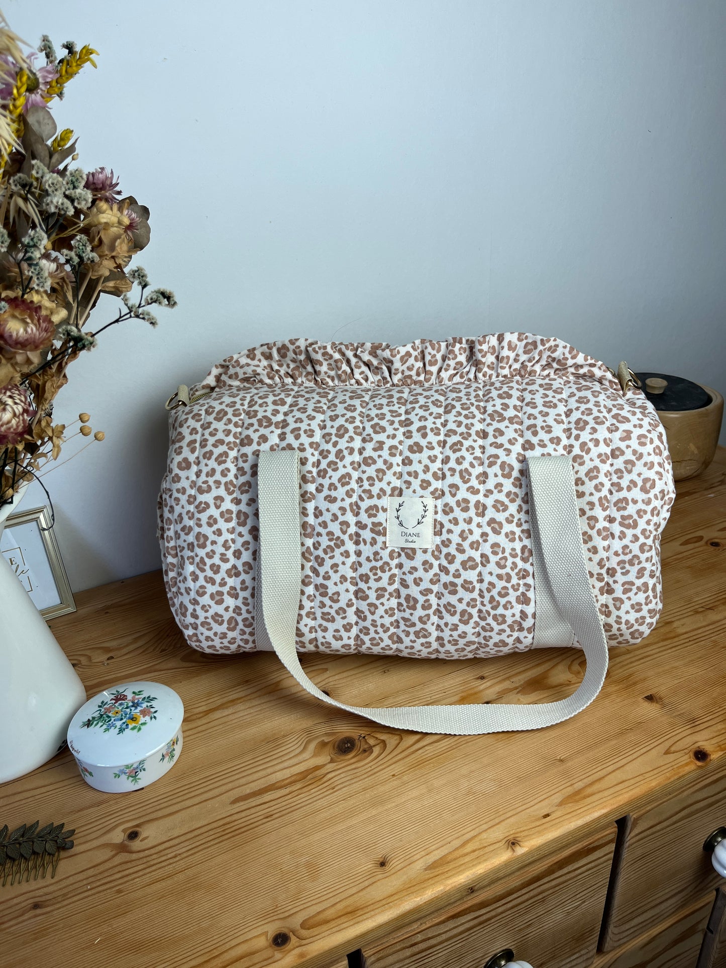 Sac Louison à volant  léopard beige