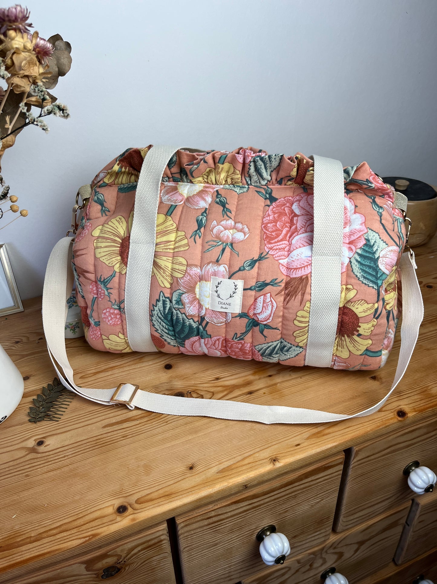 Louison the children's duffel bag with initial lace