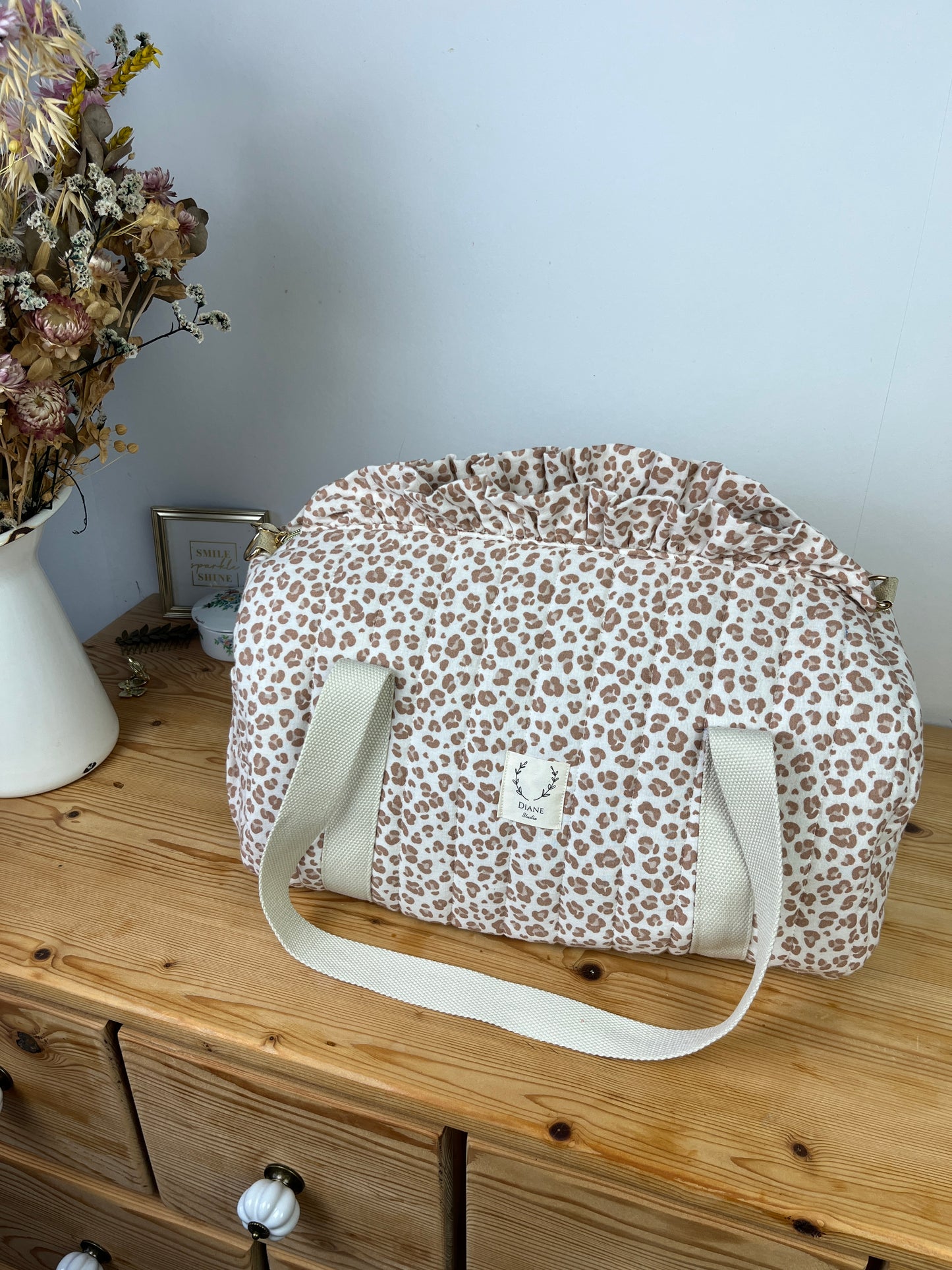 Sac Louison à volant  léopard beige