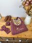 Ensemble : sac Eglantine initiale fleurie, bandeau et chouchou