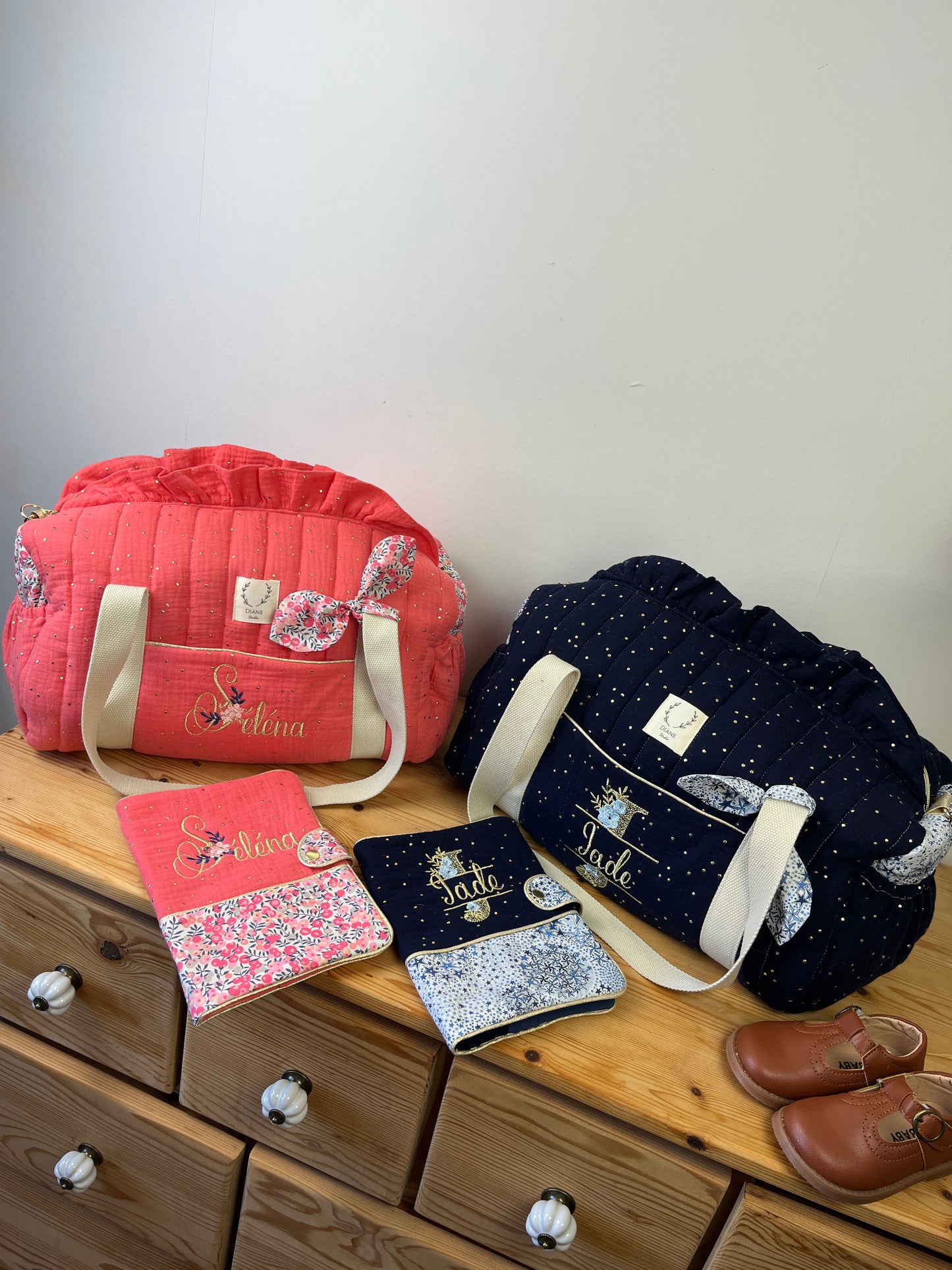 Set: duffel bag and notebook cover, 100% customizable