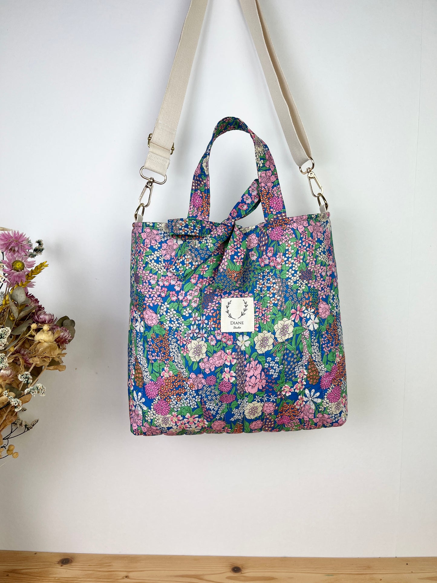 The Félicie bag is 100% customizable