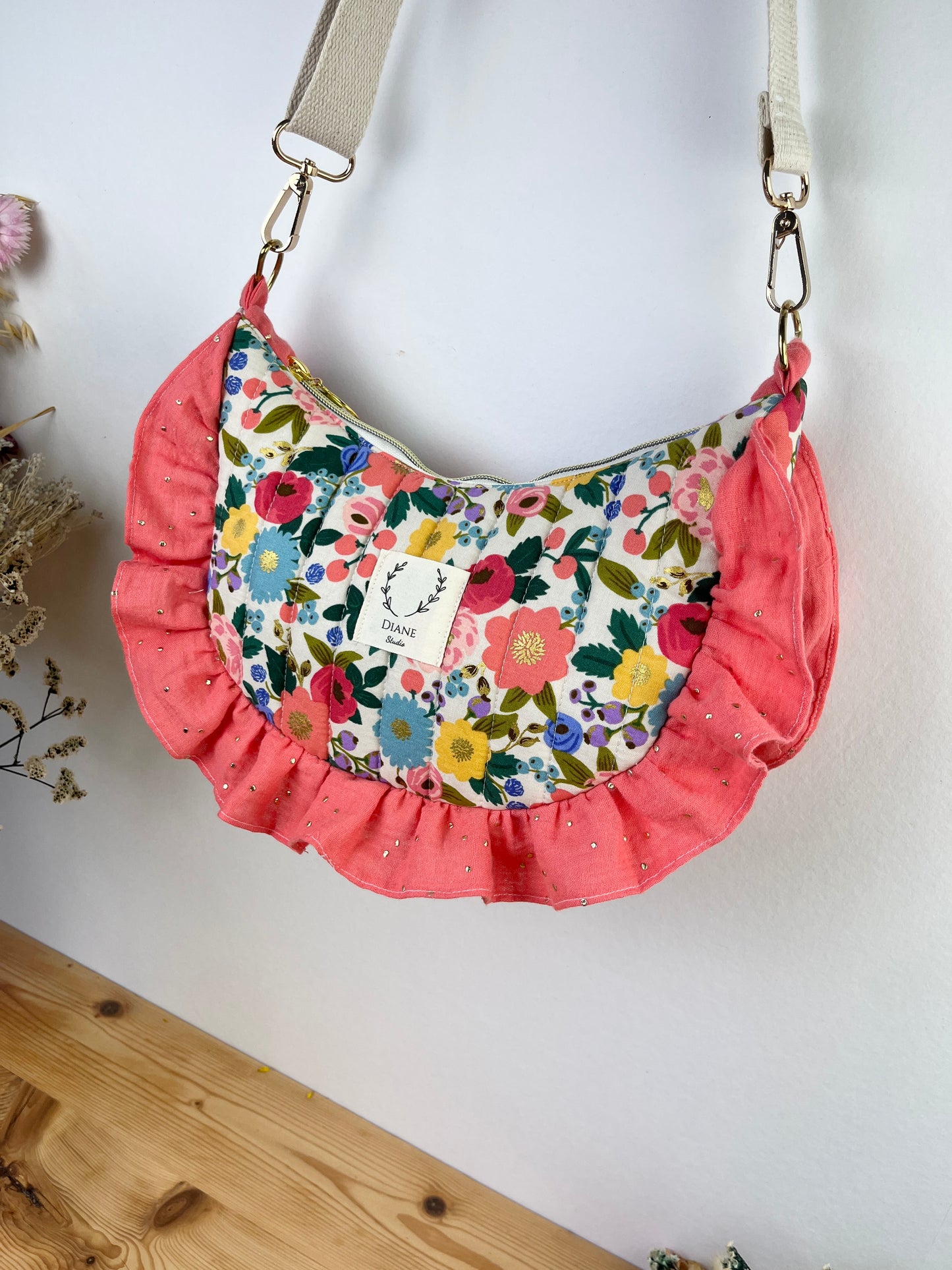 Milan the vintage quilted crescent bag in cream and coral