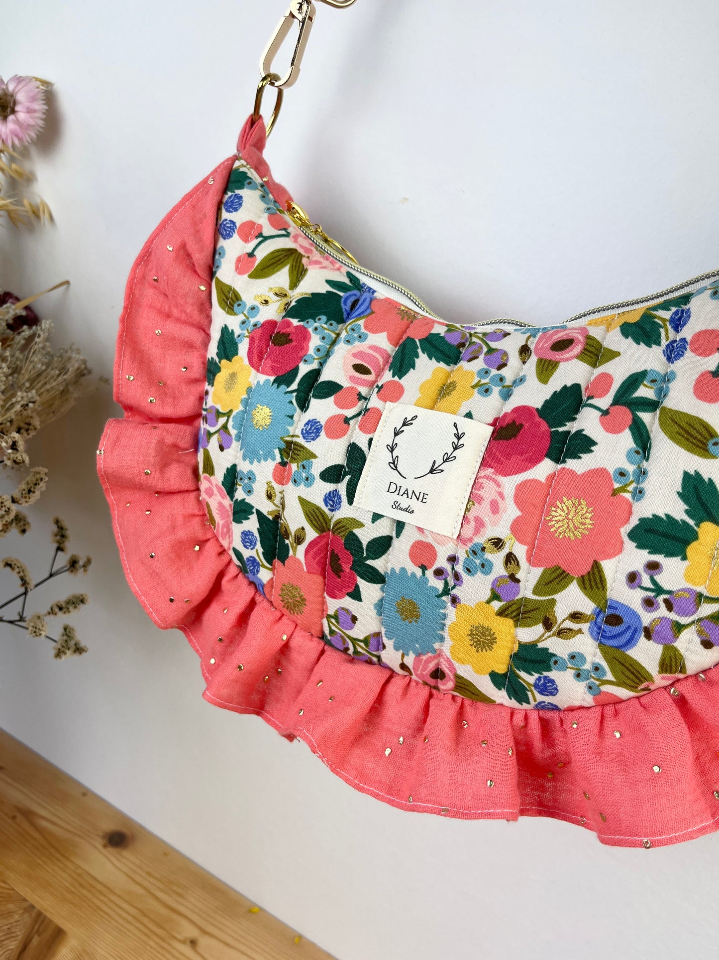 Milan the vintage quilted crescent bag in cream and coral