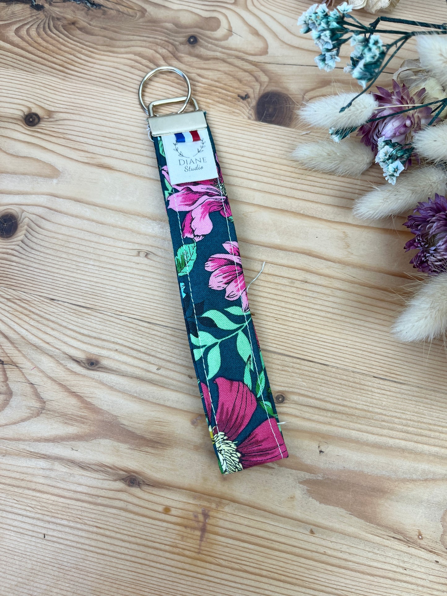 Léa floral keychain
