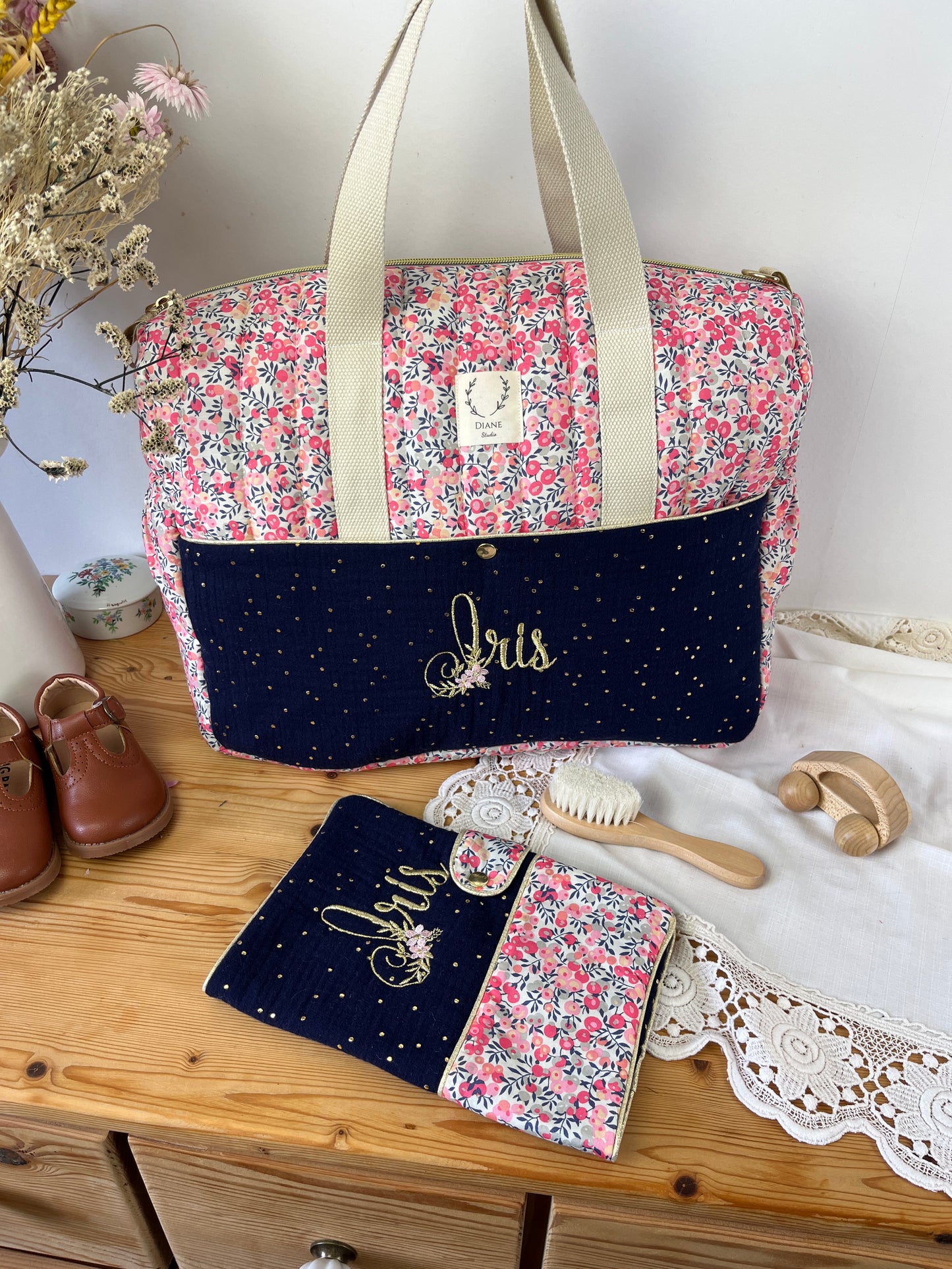 Eglantine set: diaper bag, notebook cover and backpack 