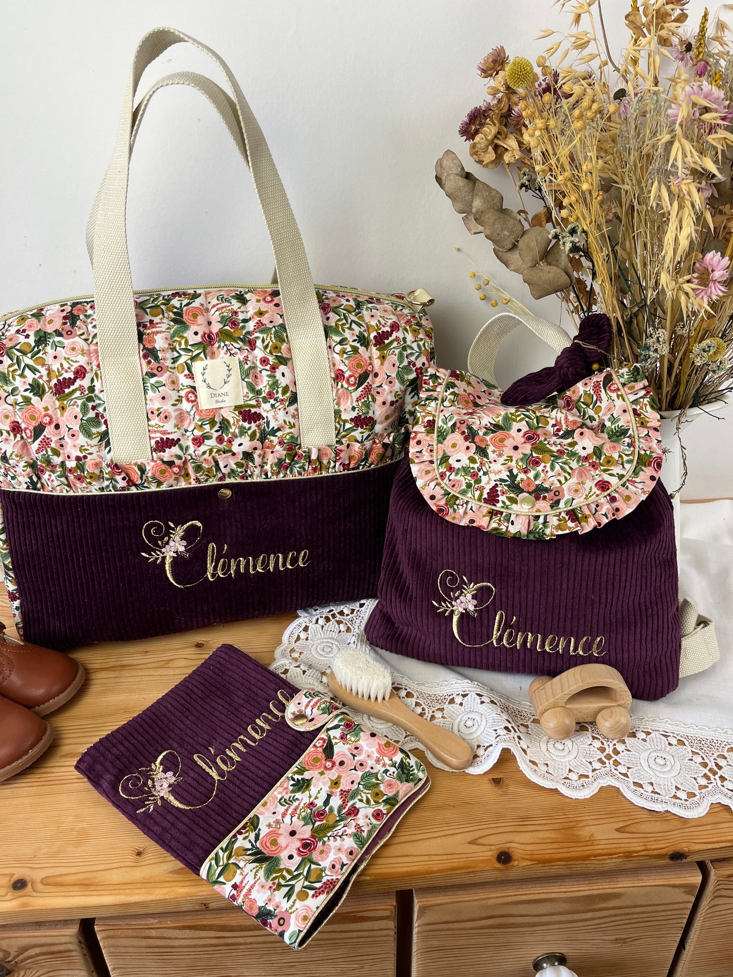 Eglantine set: diaper bag, notebook cover and backpack 