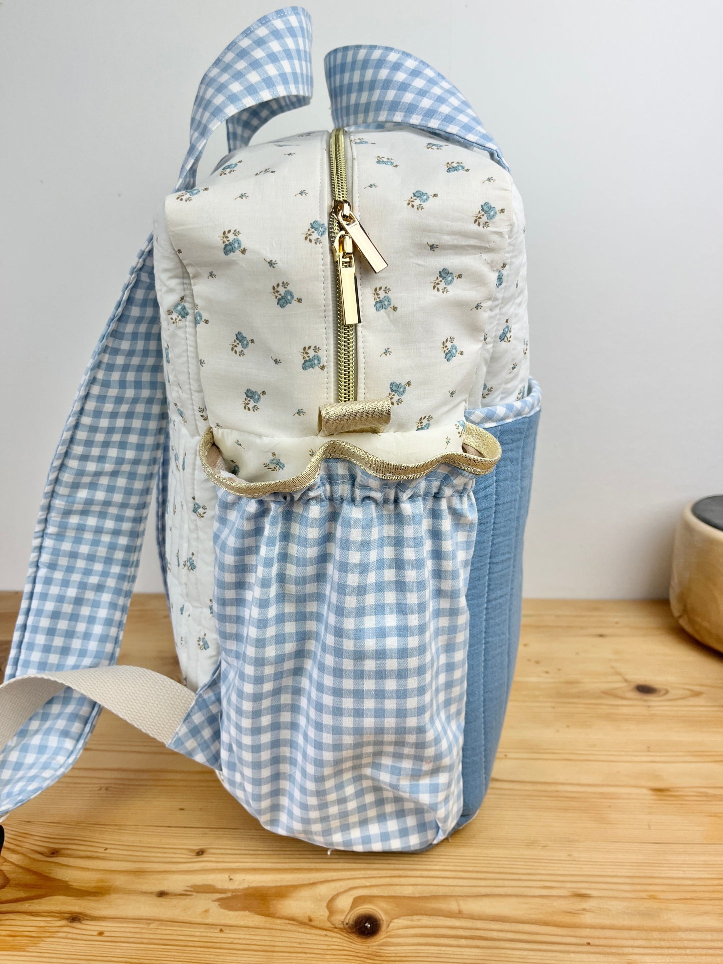 The Leo backpack for primary and secondary school