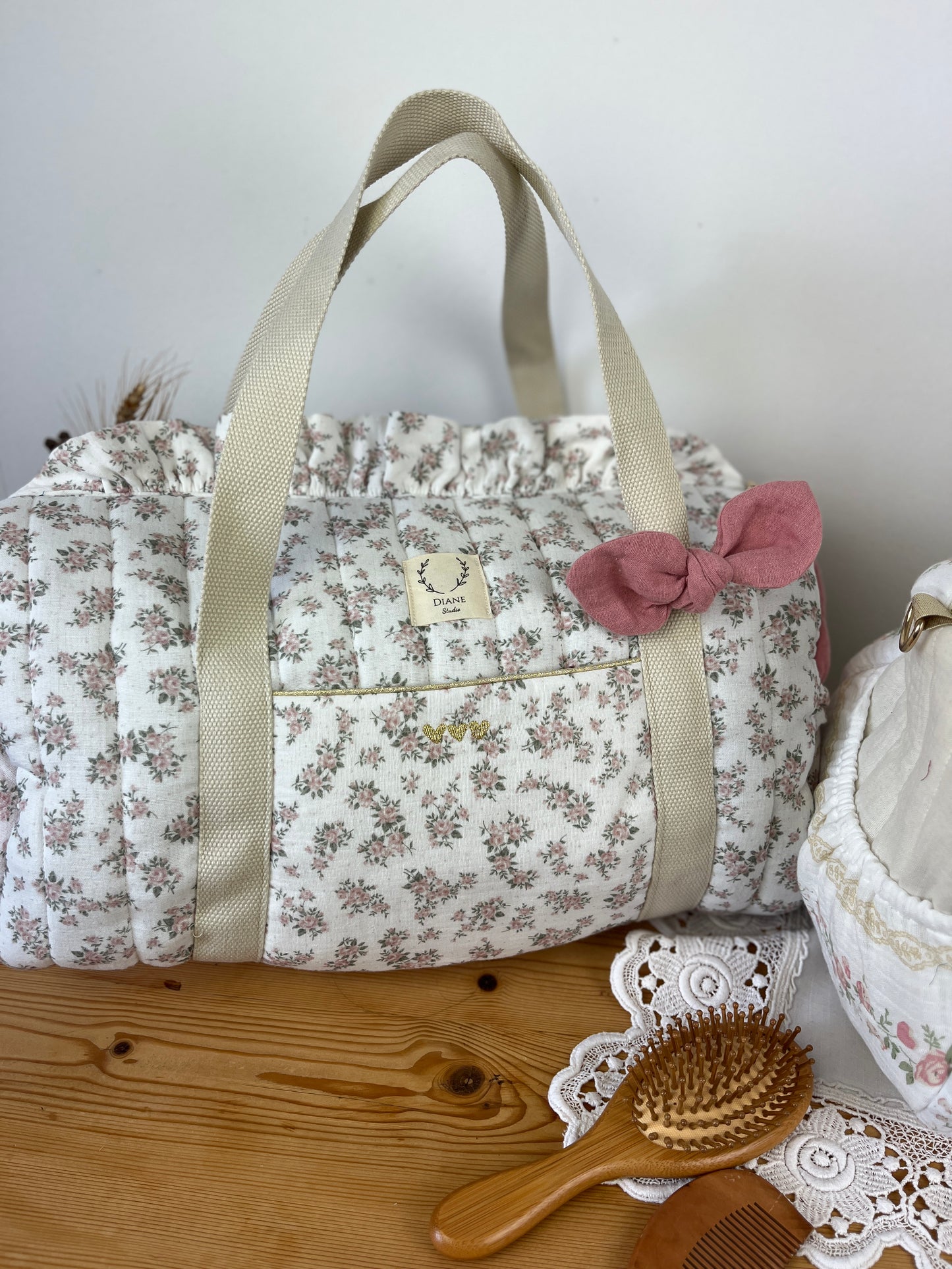 Louison the children's duffel bag with initial lace