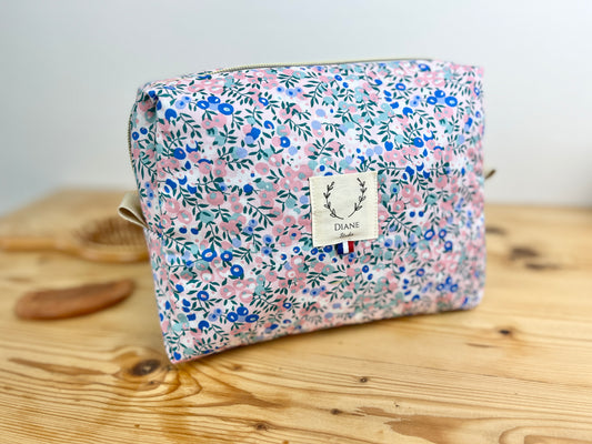 Exclusive Liberty toiletry bag