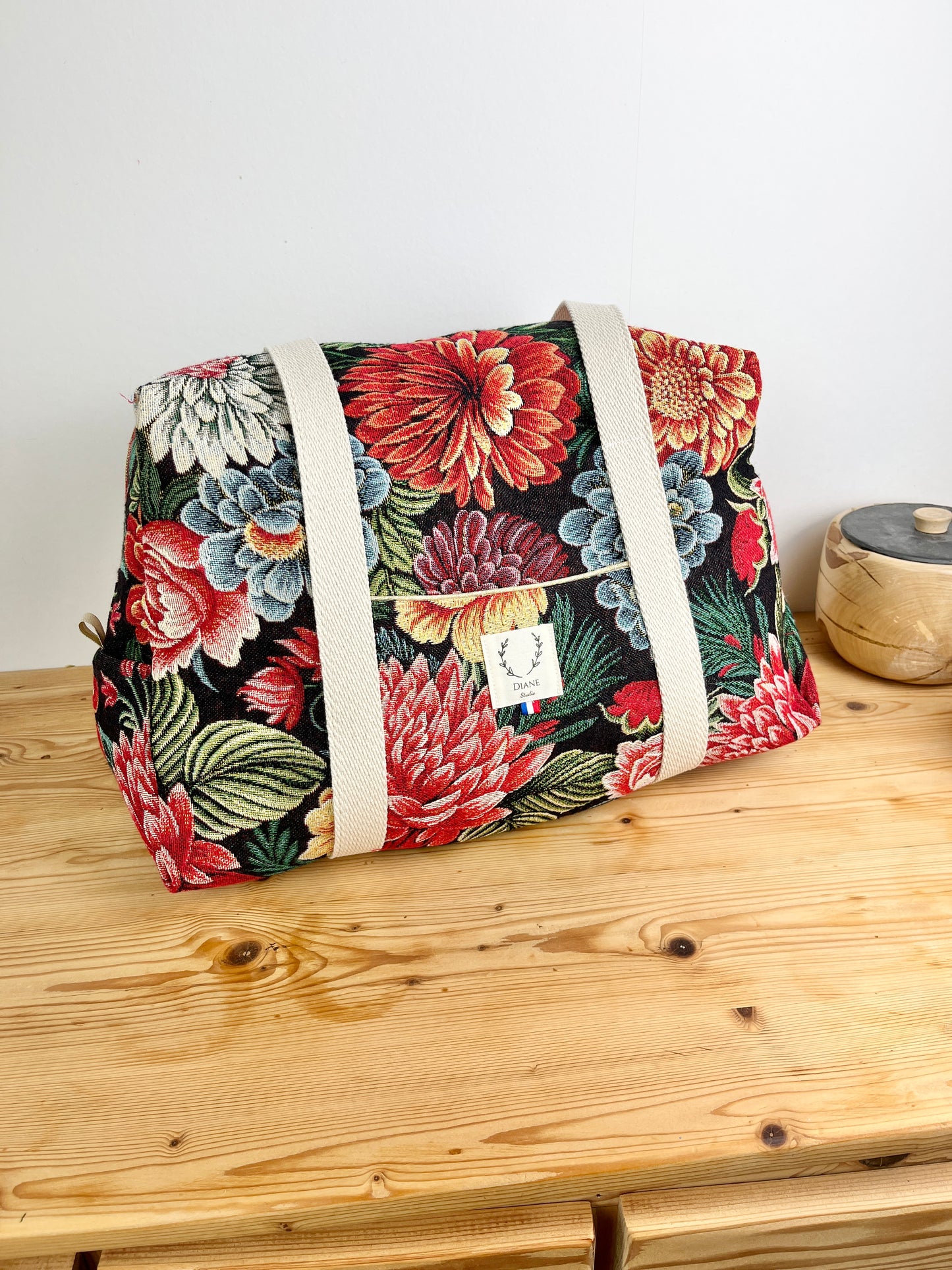 Hélène the floral jacquard changing bag