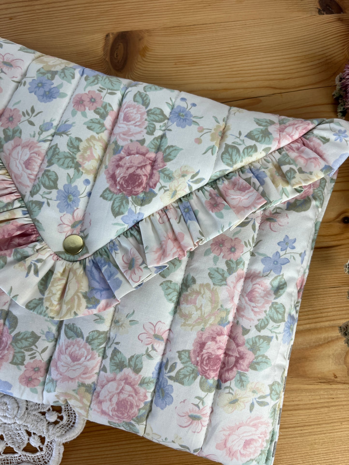 Exclusive Charlotte Liberty Betsy clutch!