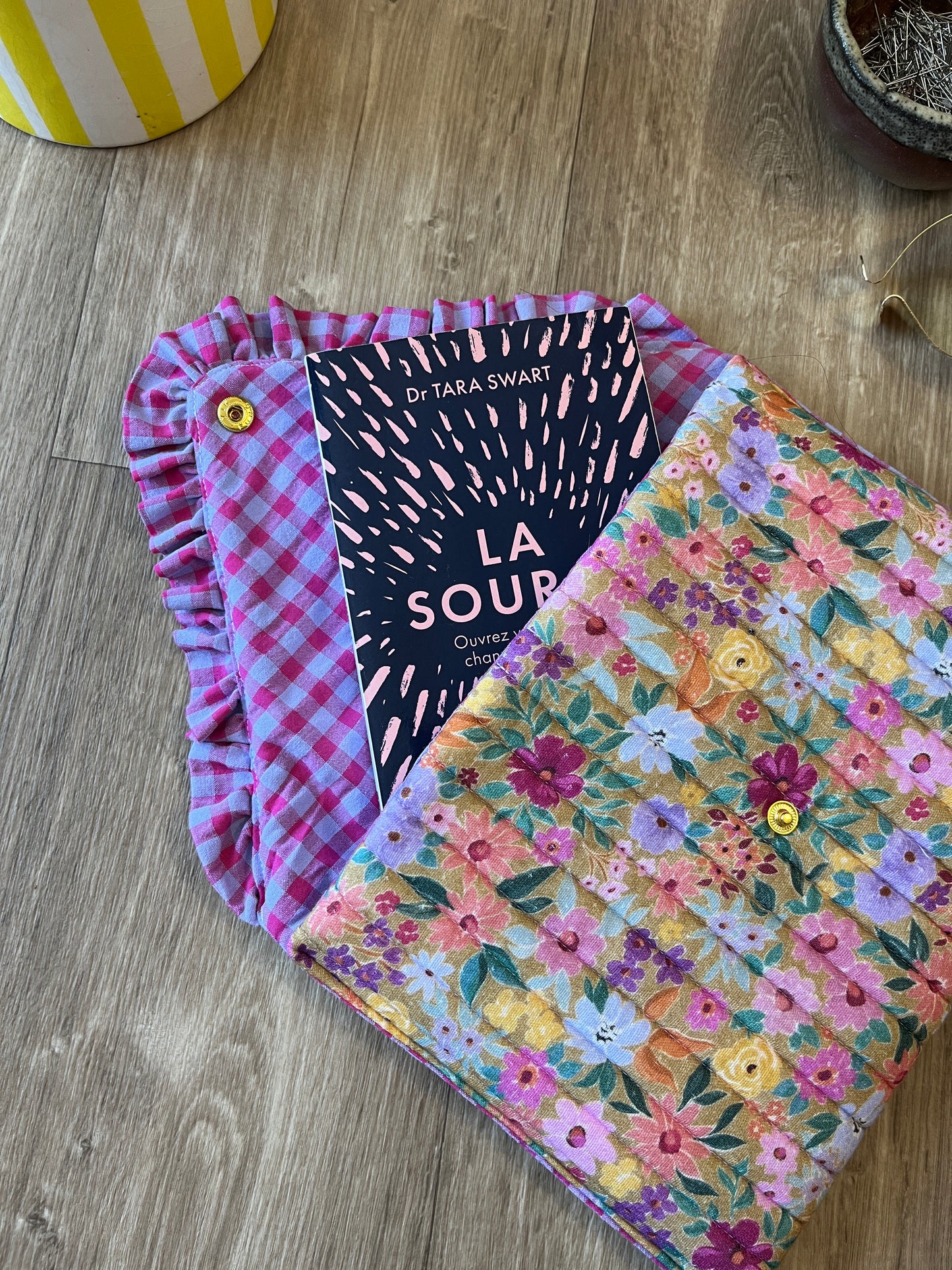 Charlotte, the 100% customizable envelope pouch