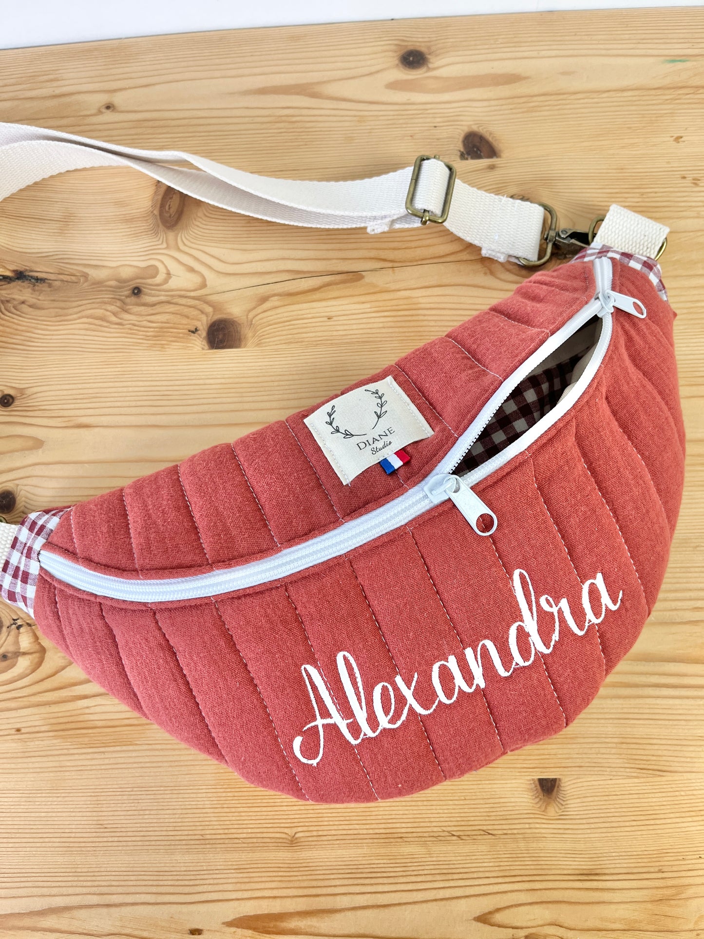 Roxane, the 100% customizable children's fanny pack