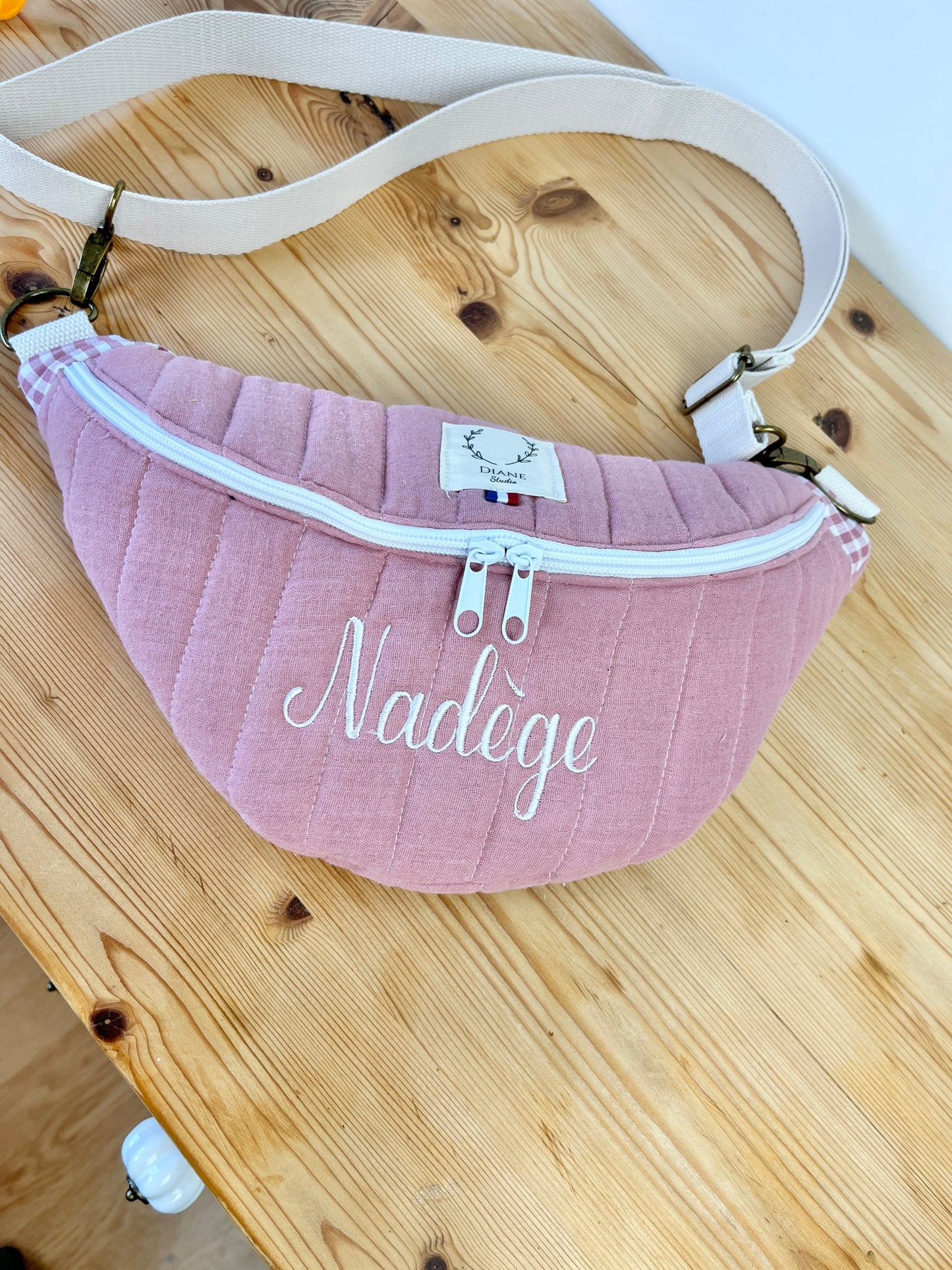 Roxane the tea pink fanny pack