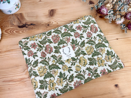 Babette la pochette plate jacquard doré