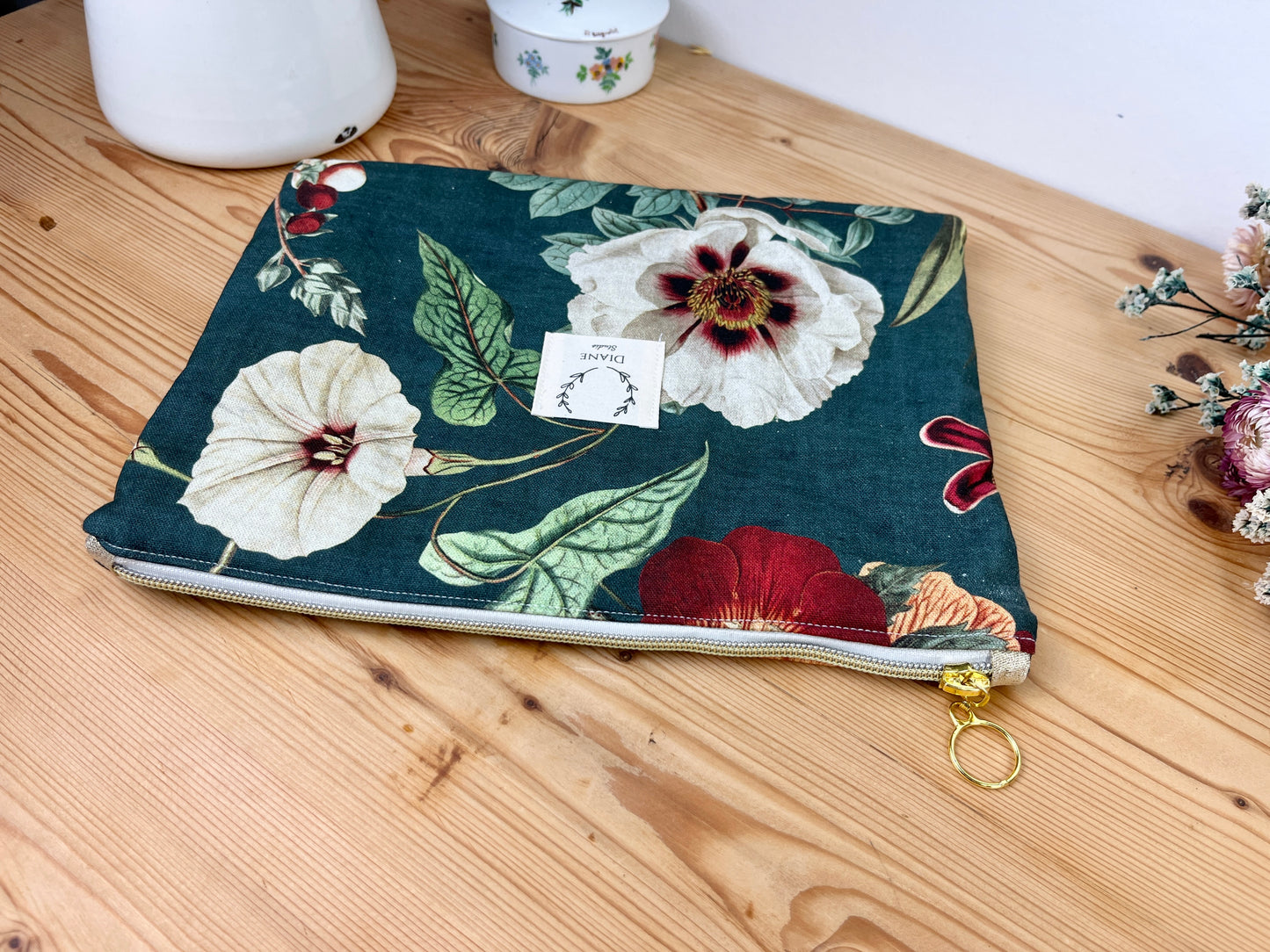 Babette the flat botanical pouch