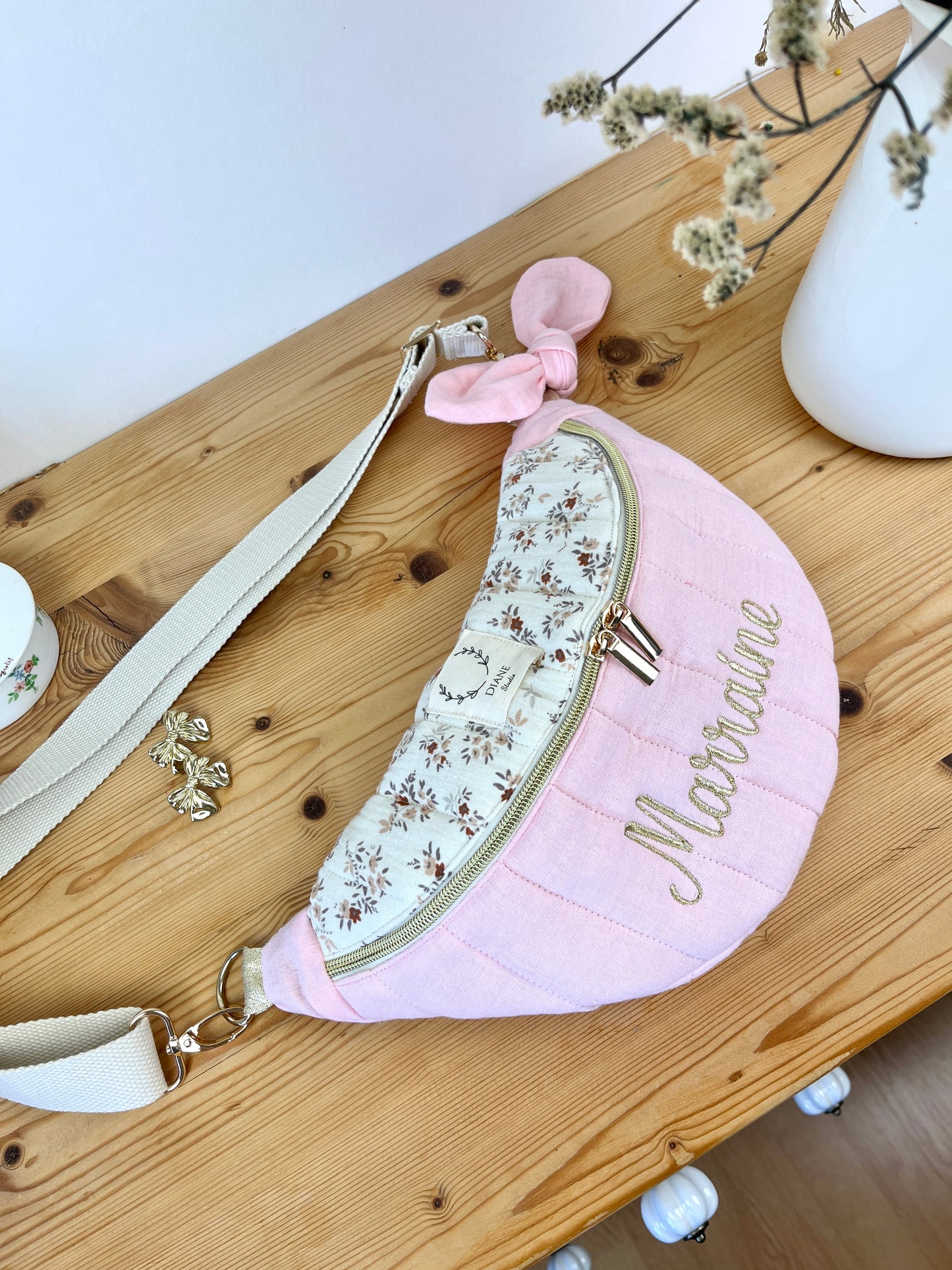 Roxane the tea pink fanny pack