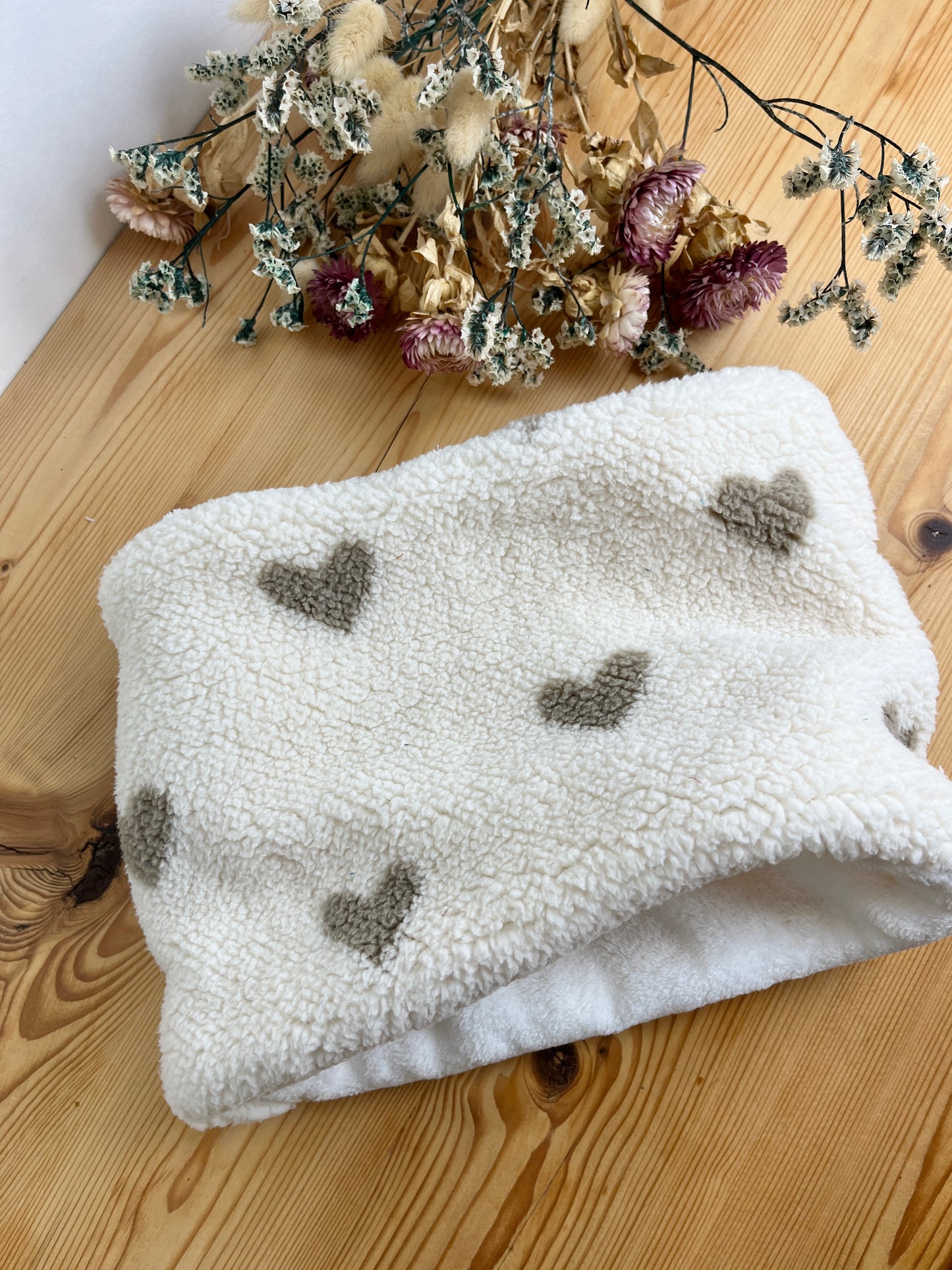 Baby sherpa neck warmer with caramel heart