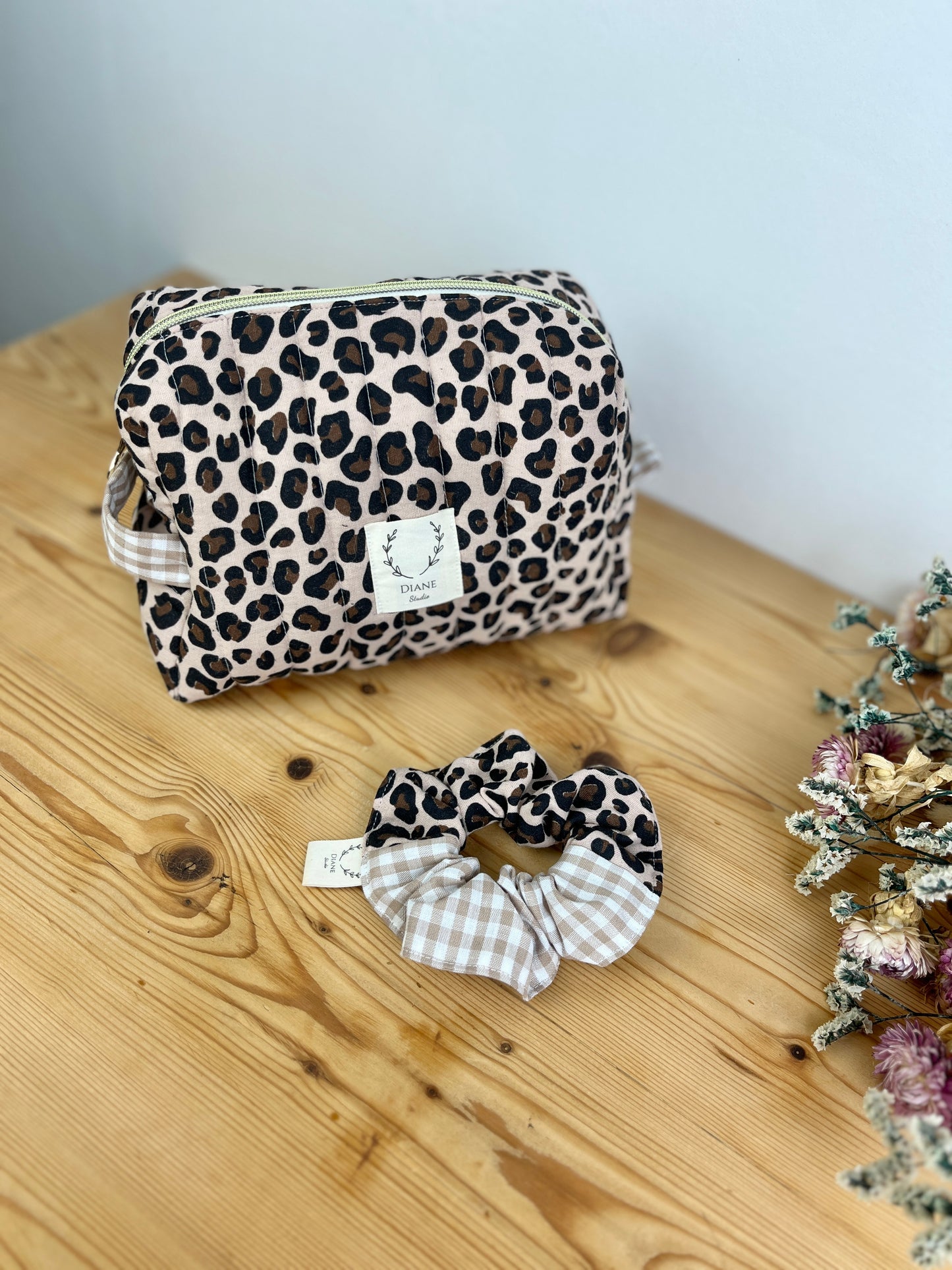 Set: toiletry bag and leopard print scrunchie 