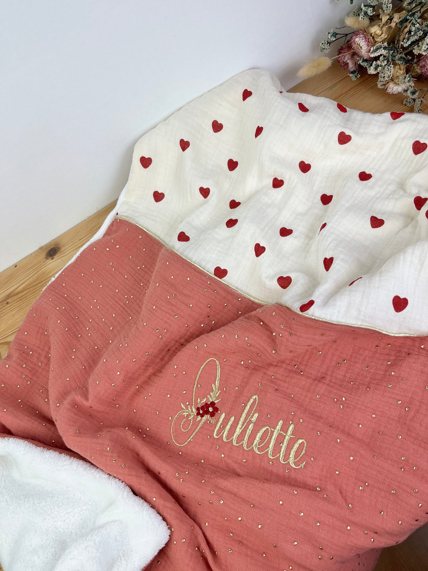 The cover with little hearts and marsala gauze