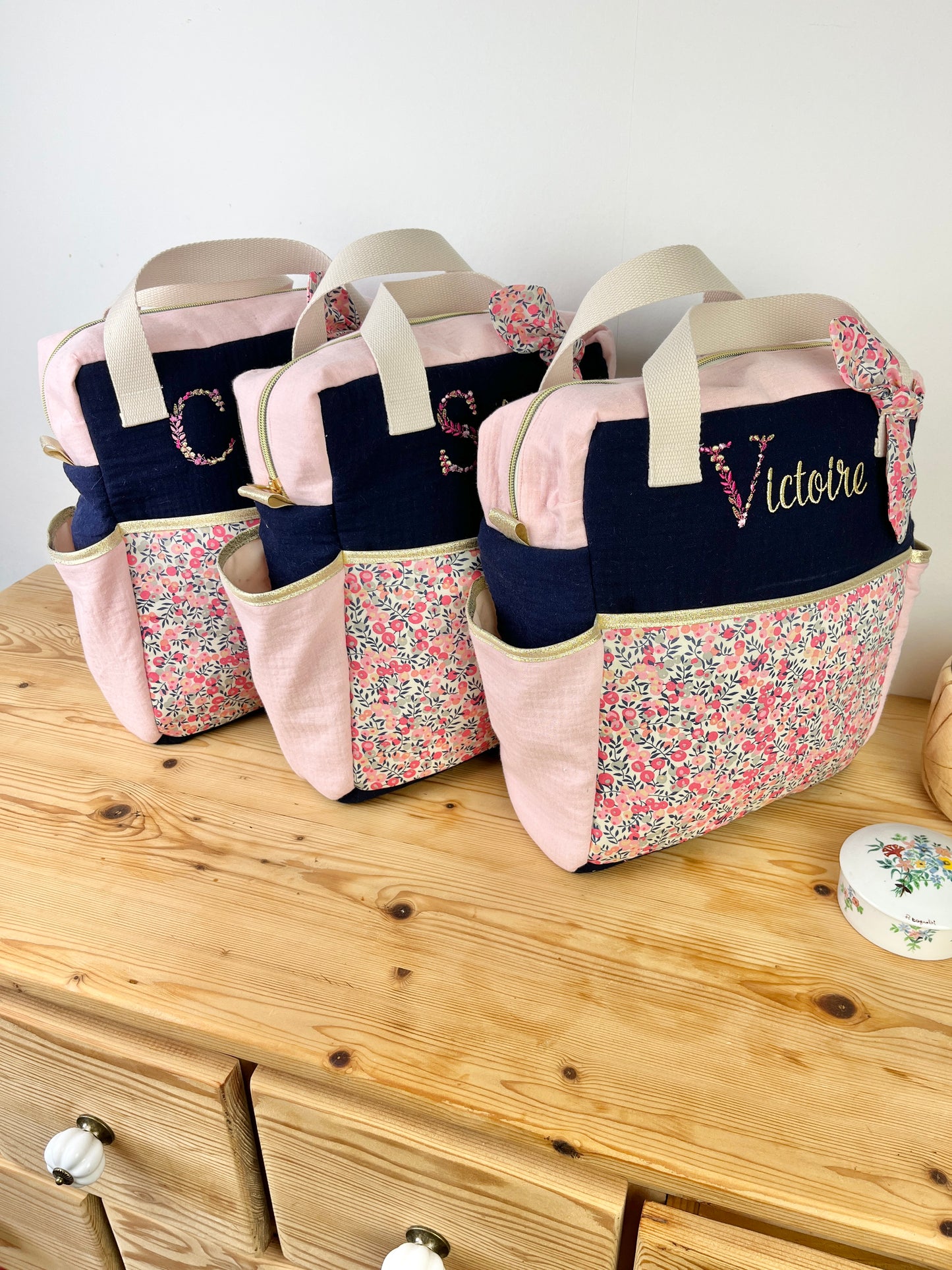 The Ombeline children's backpack is 100% customizable.