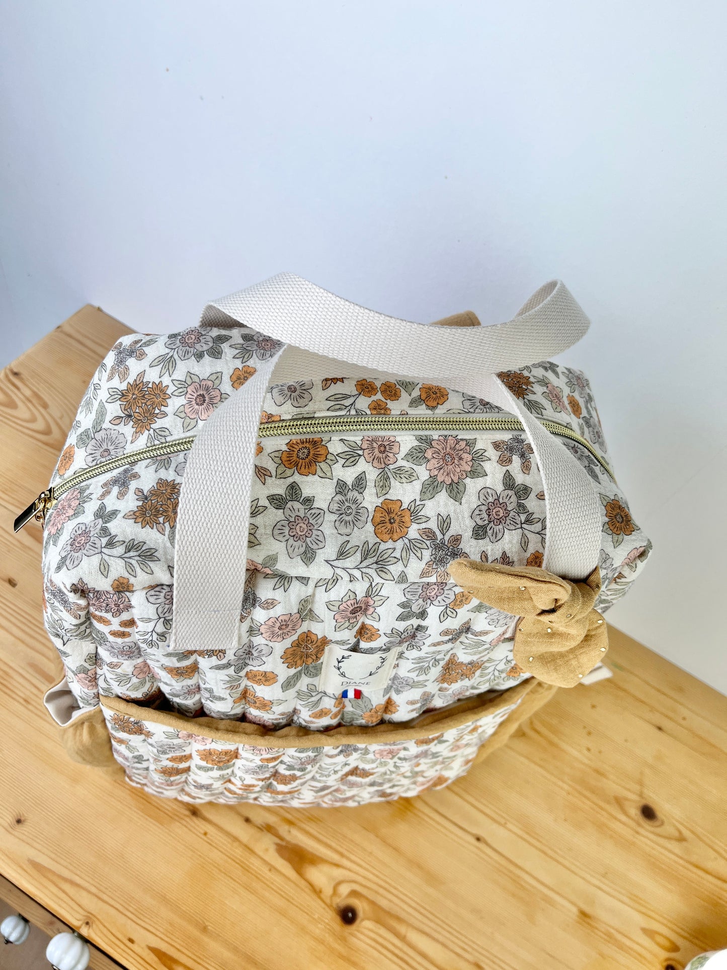 The Leo backpack for primary and secondary school