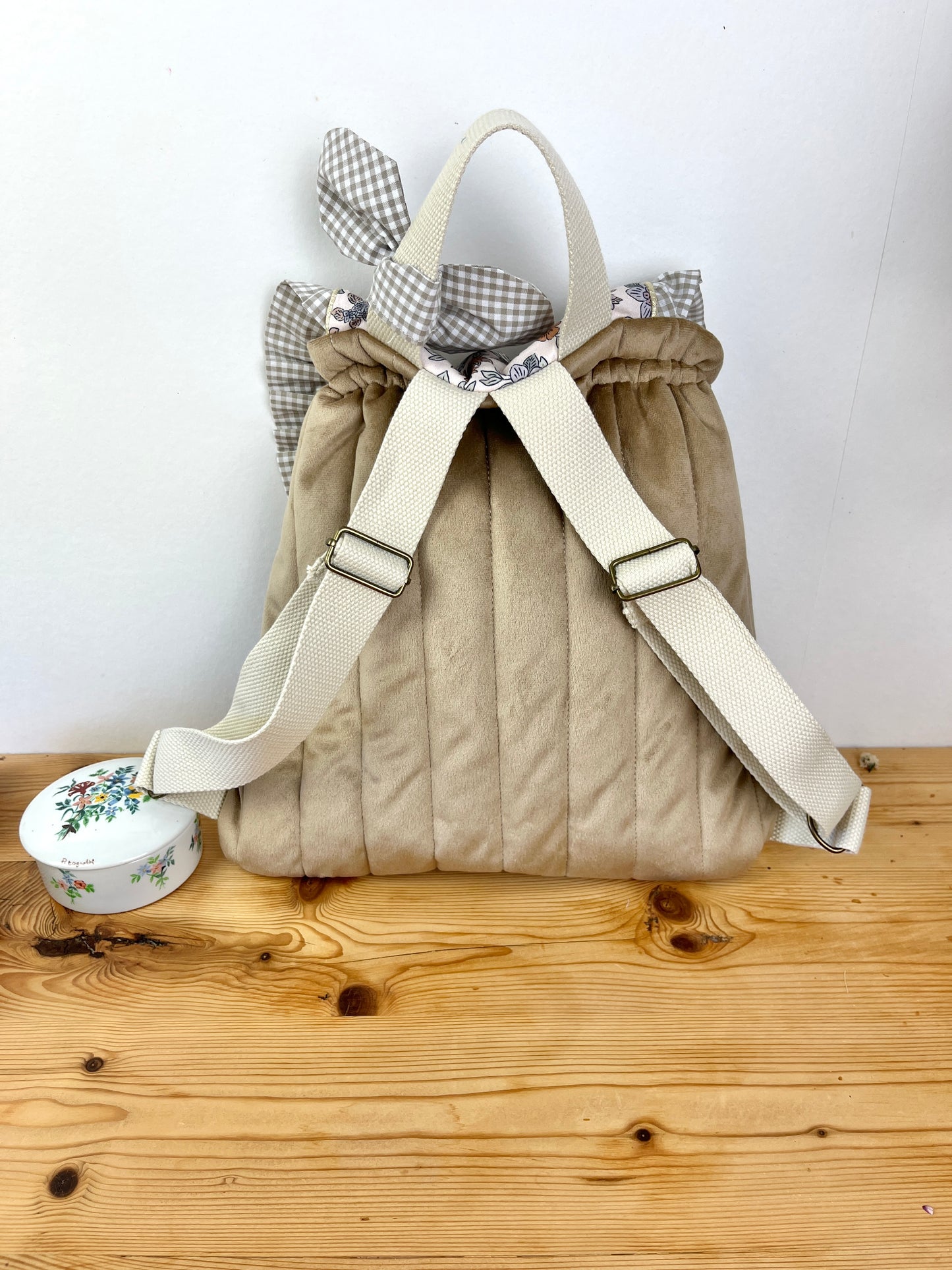 Le sac à dos Églantine velours, vichy et marion