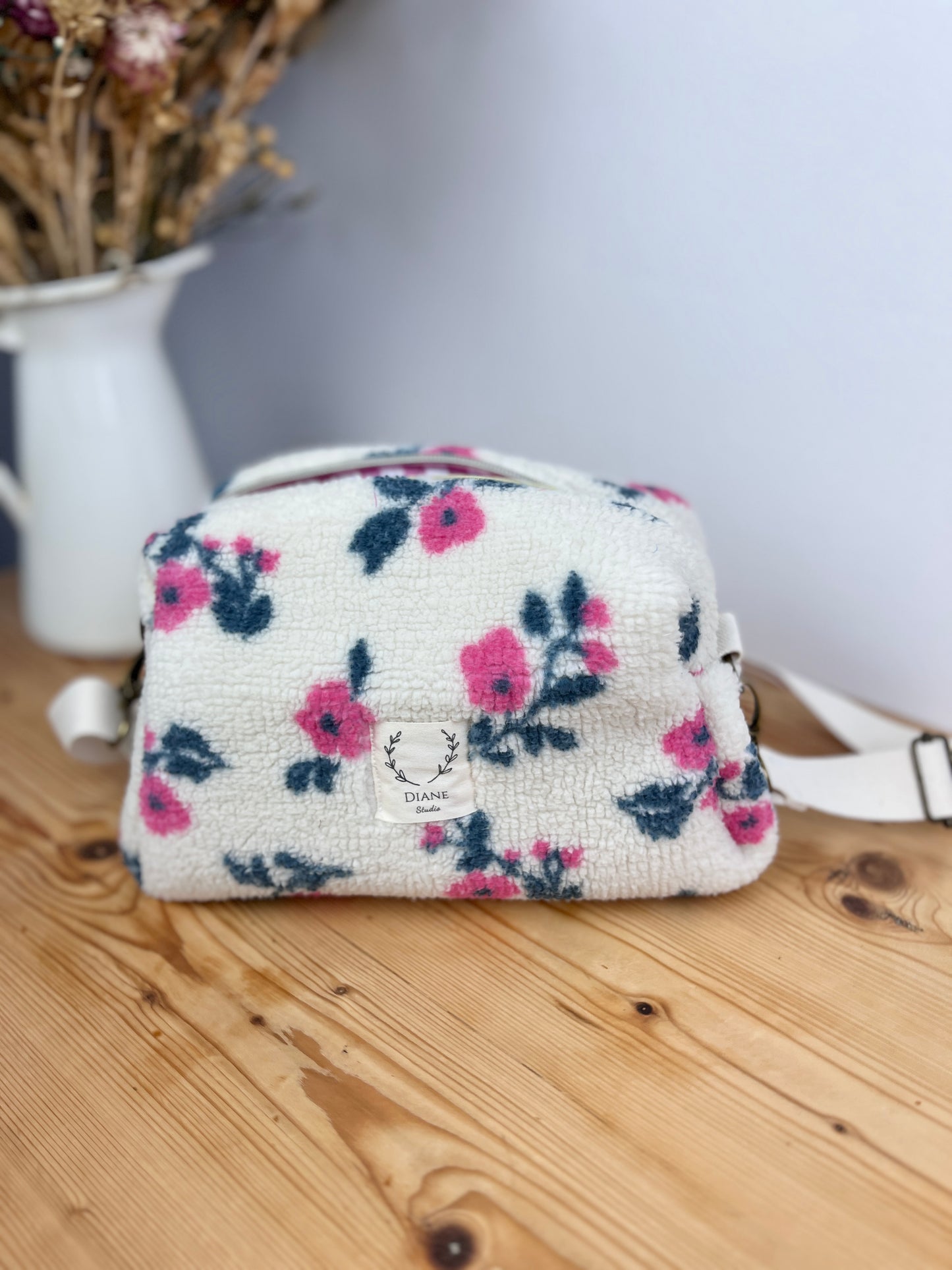 Colette fuchsia floral sherpa shoulder bag - in stock
