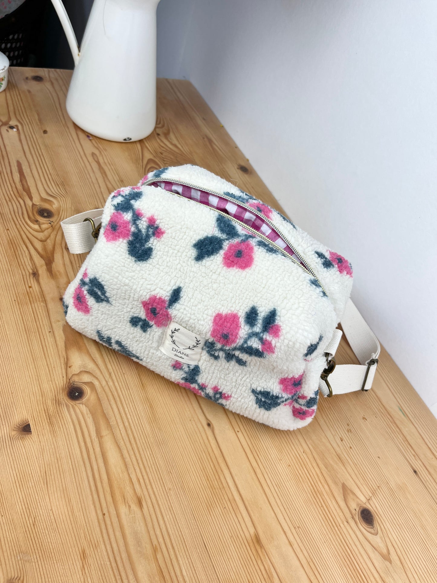Colette fuchsia floral sherpa shoulder bag - in stock