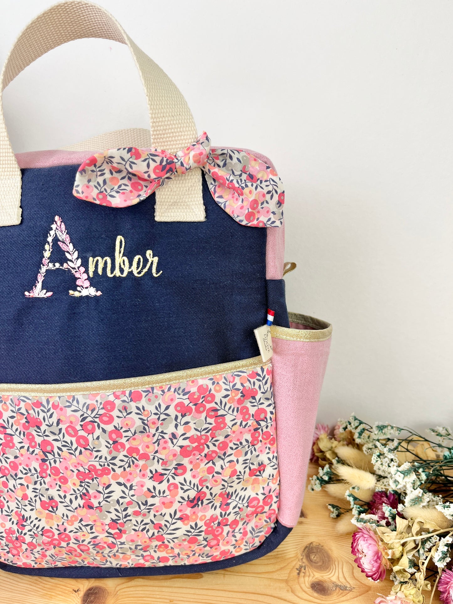 The Ombeline children's backpack is 100% customizable.