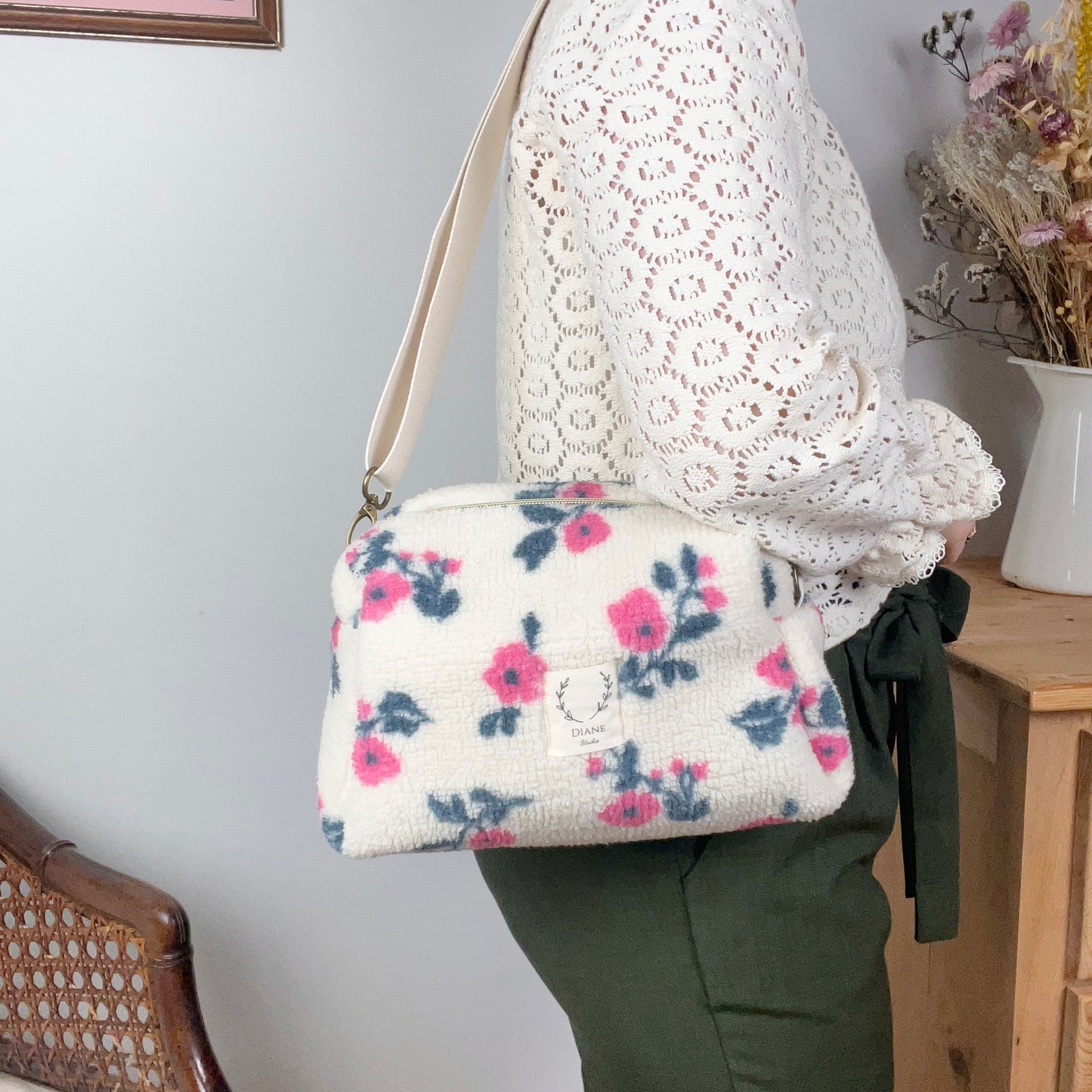 Colette fuchsia floral sherpa shoulder bag - in stock